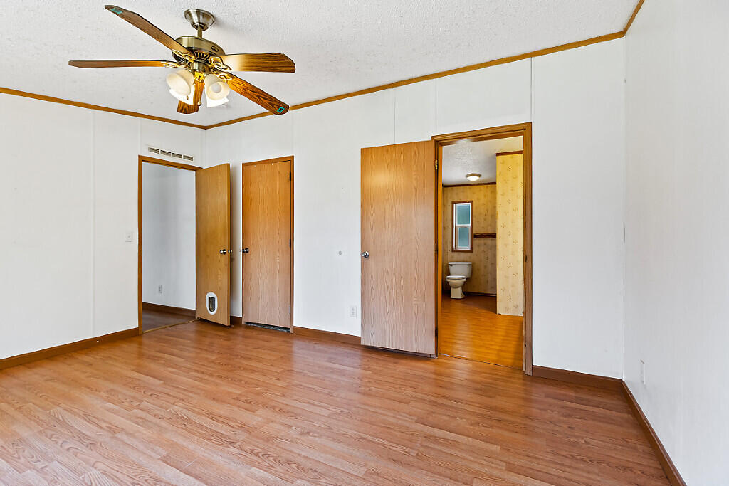 5 Forest Lane