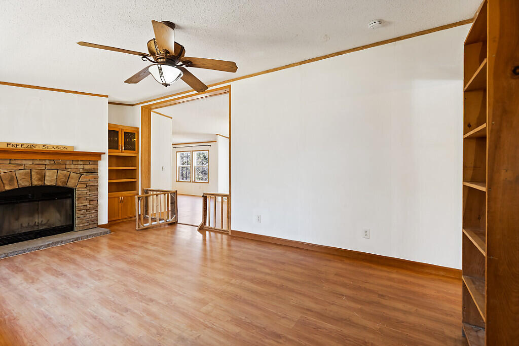 5 Forest Lane