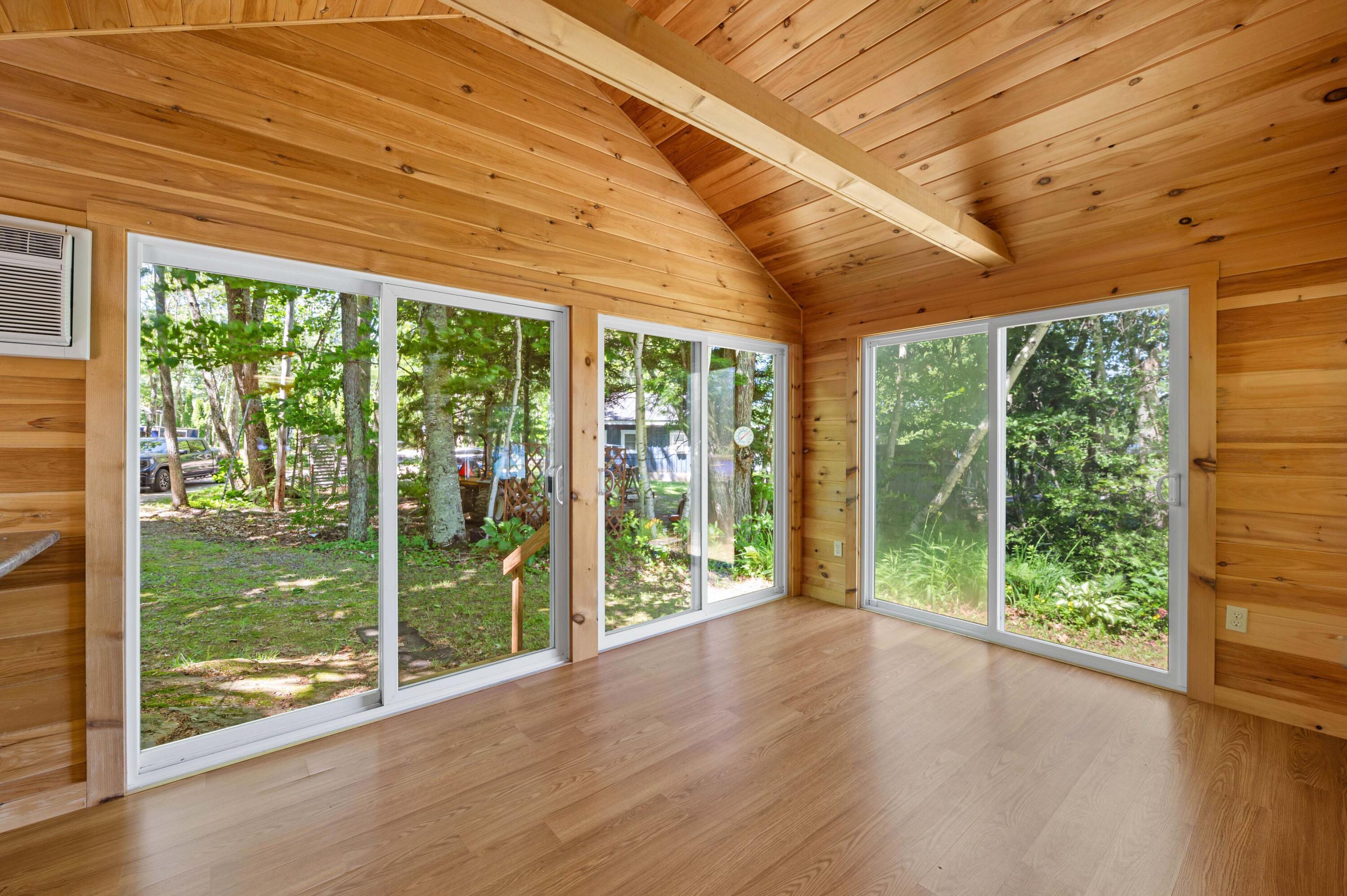 16 Maple Ridge Road