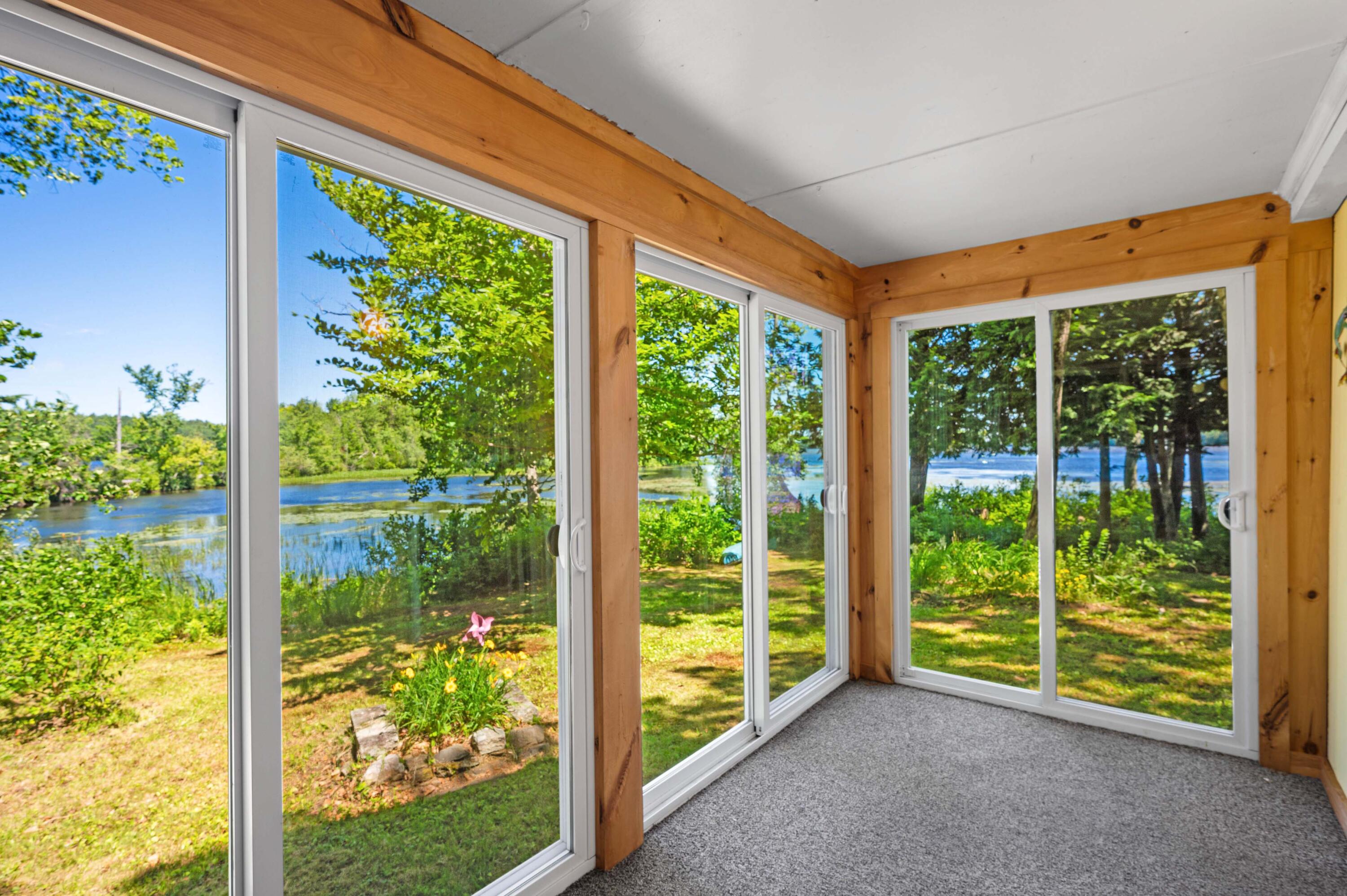 16 Maple Ridge Road
