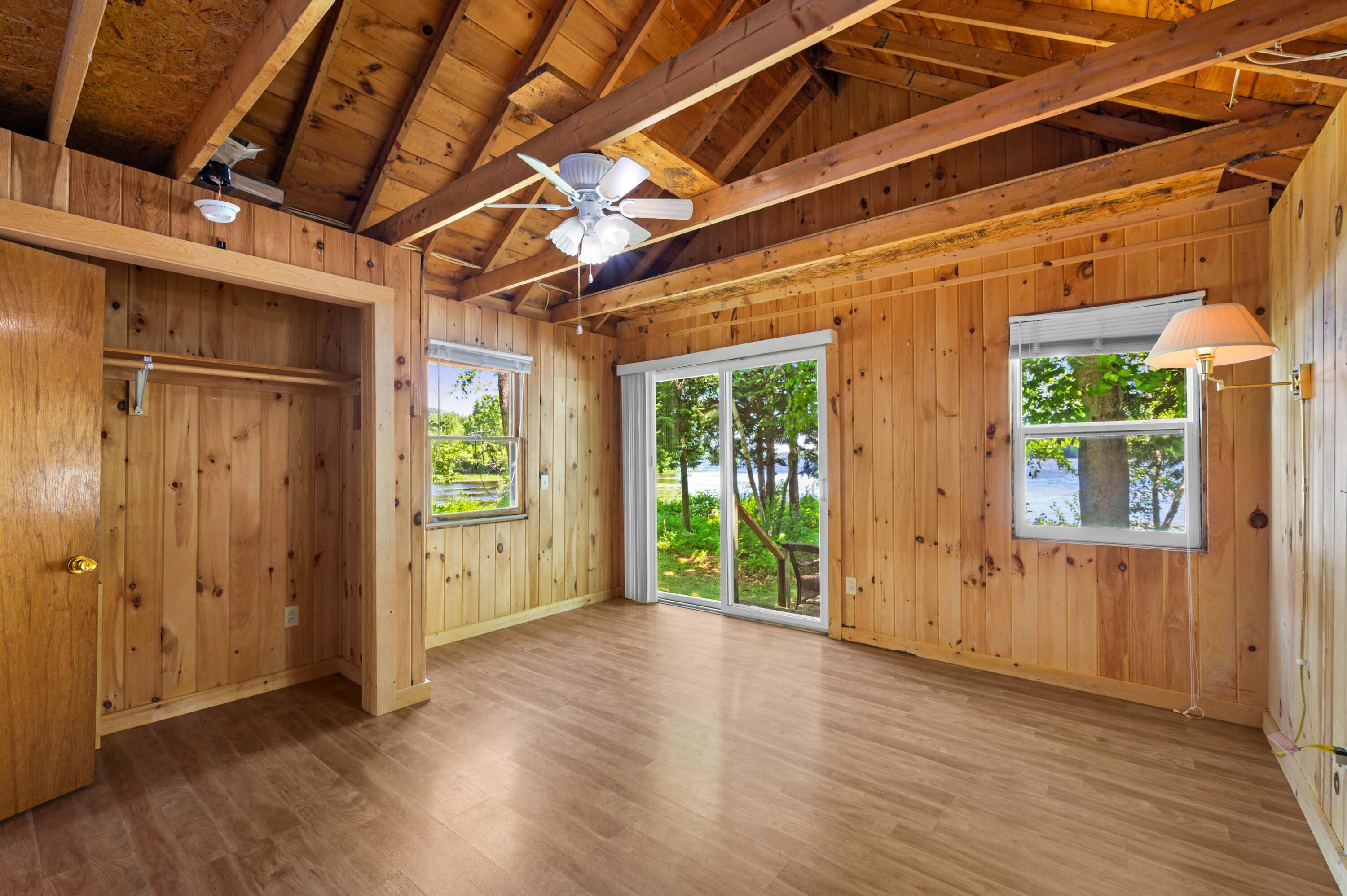 16 Maple Ridge Road