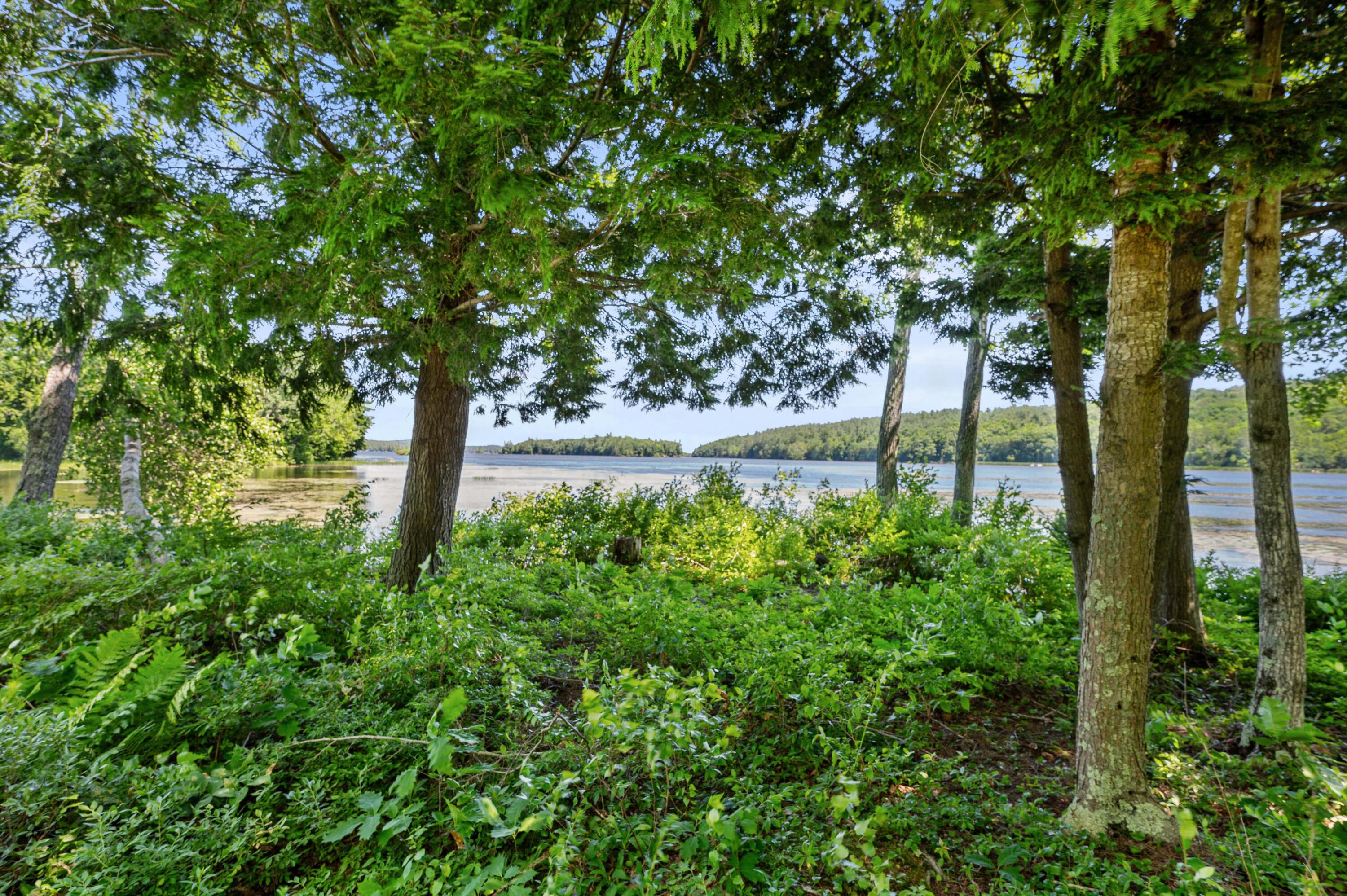 16 Maple Ridge Road