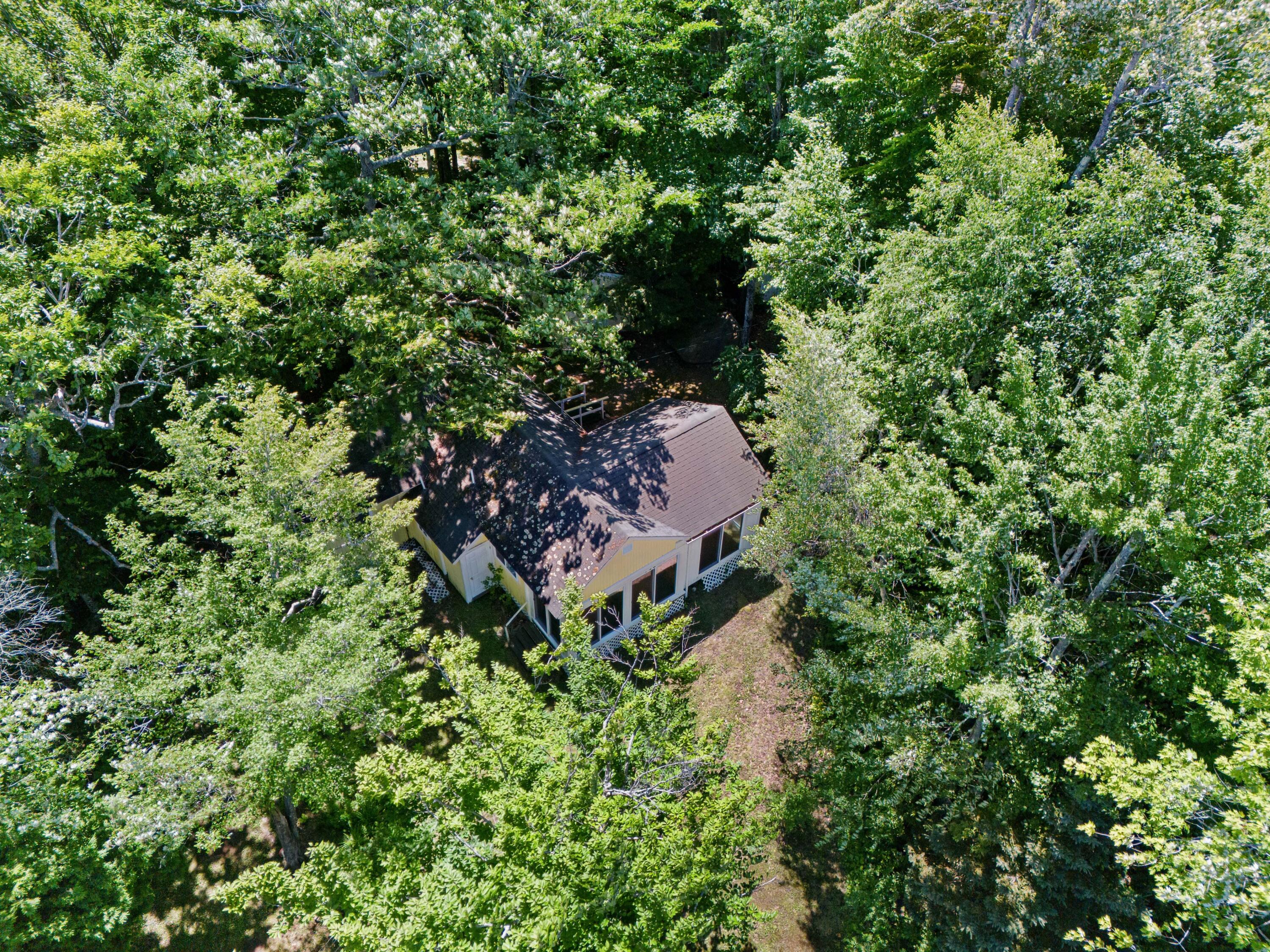 16 Maple Ridge Road