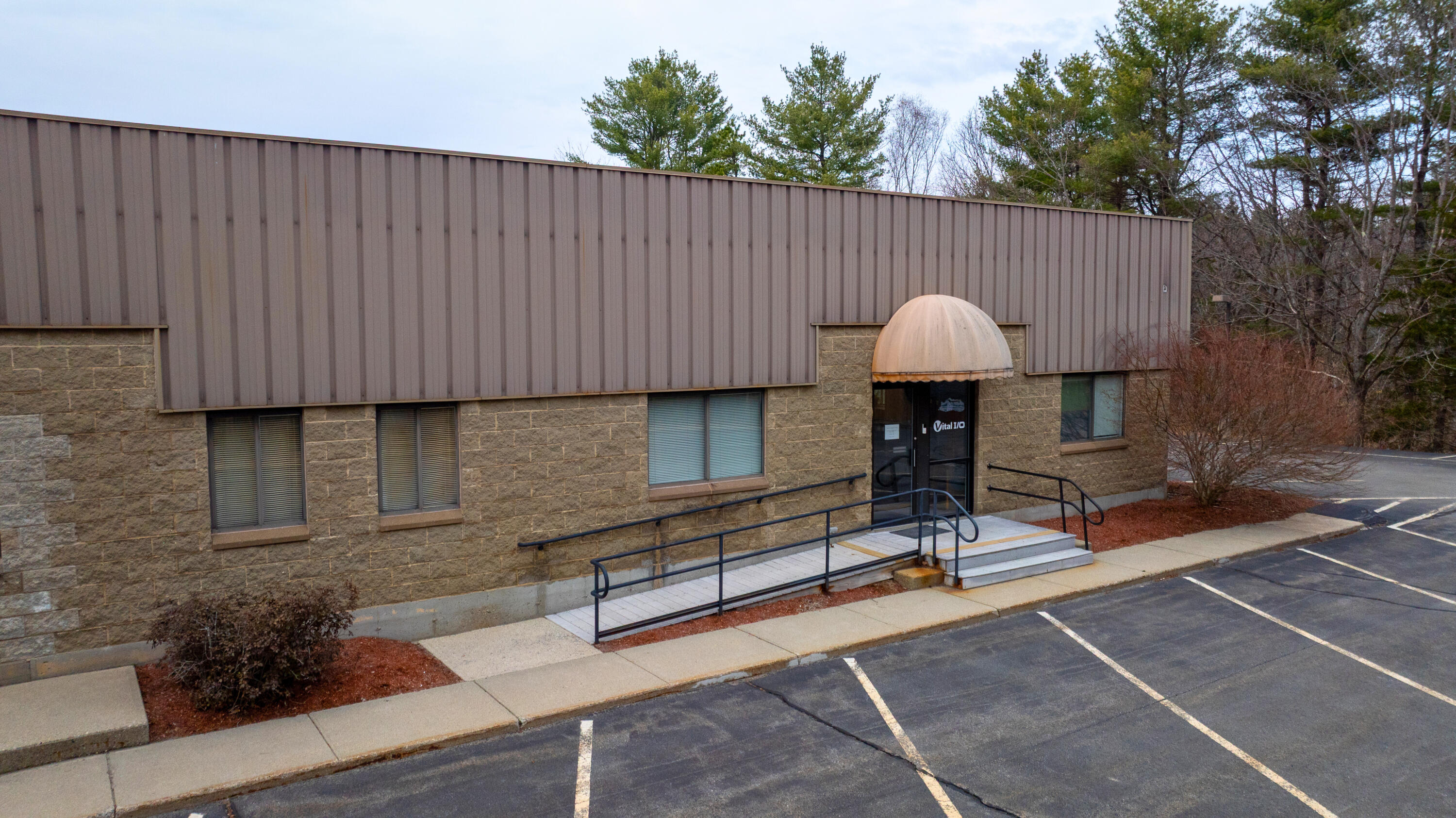 4 Industrial Parkway
