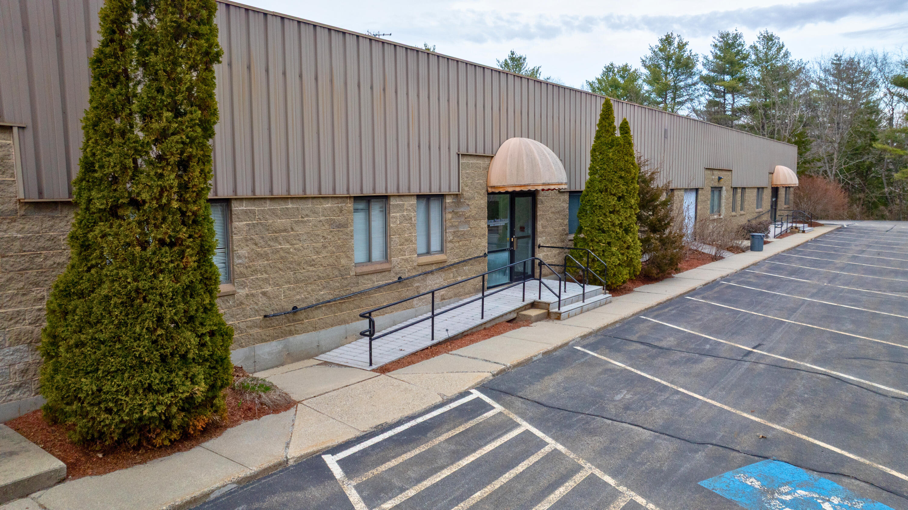4 Industrial Parkway