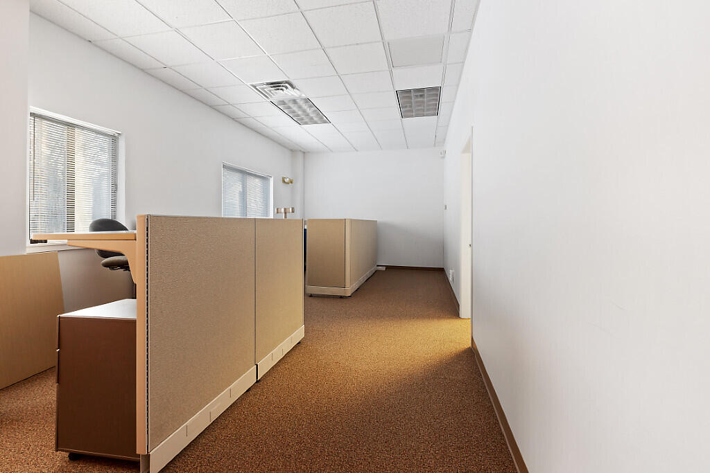 4 Industrial Parkway