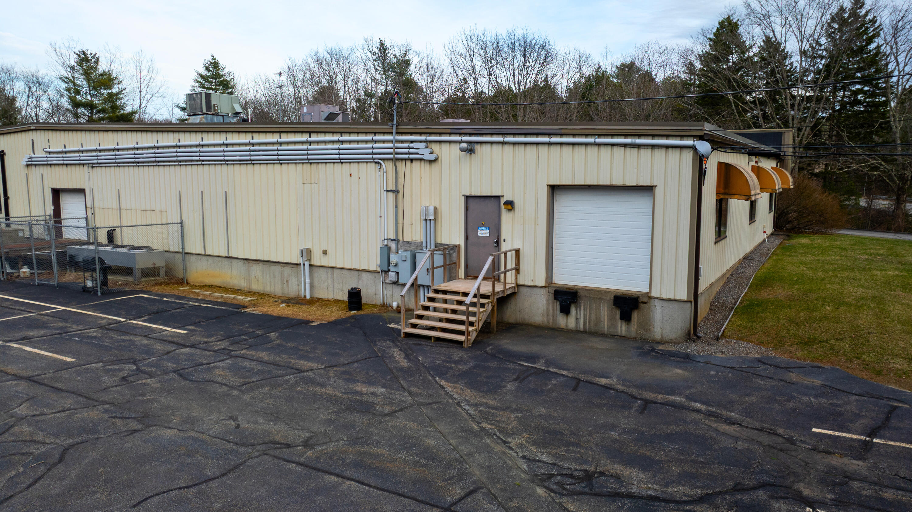 4 Industrial Parkway