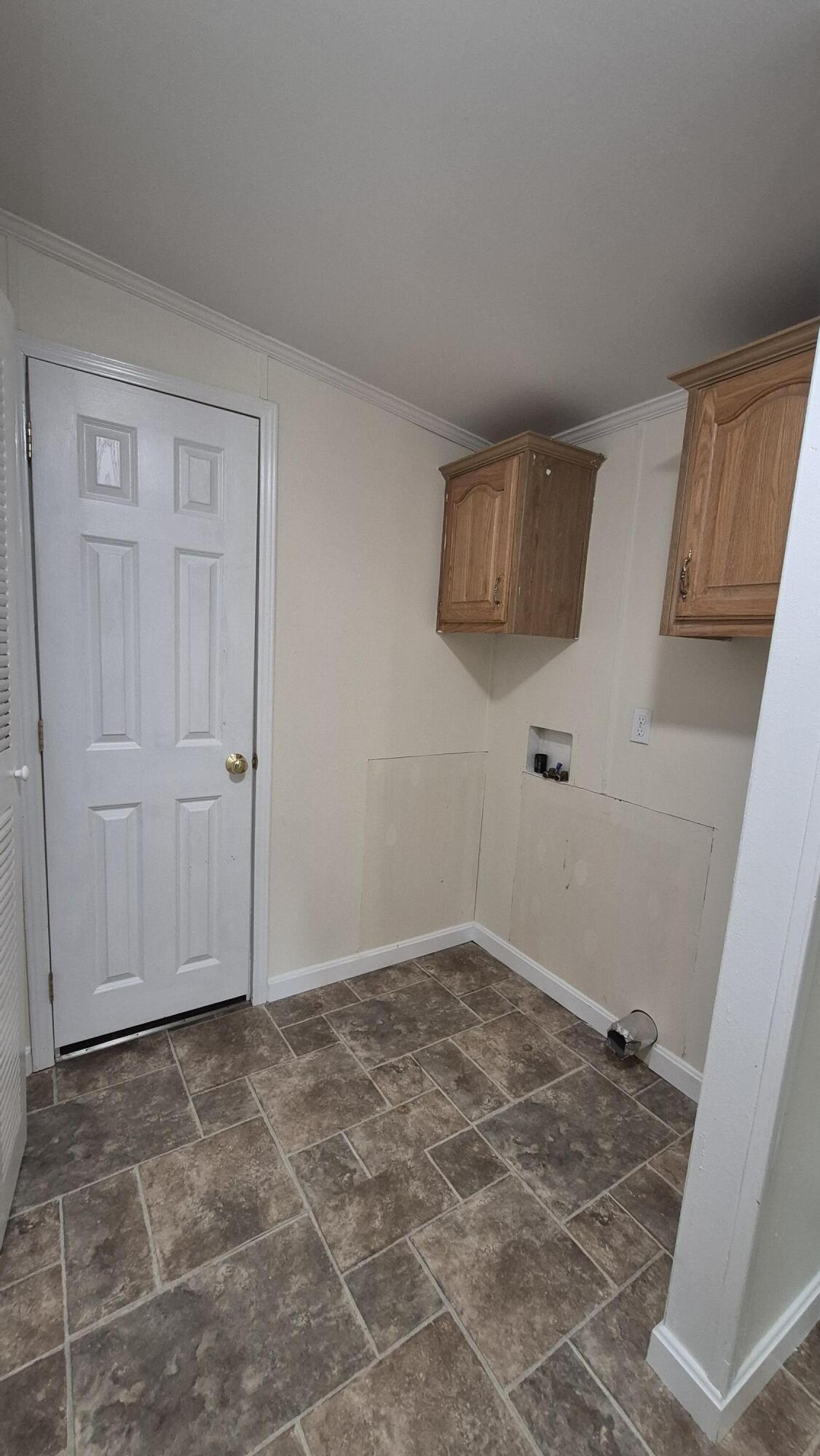 210 Pond Road