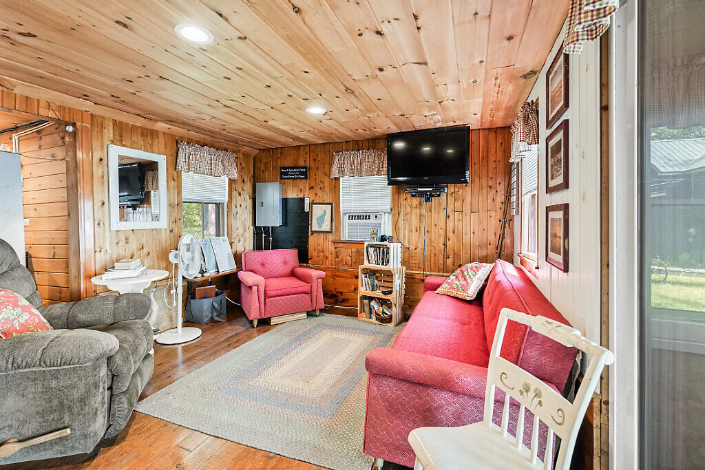 149 Edmonds Lane