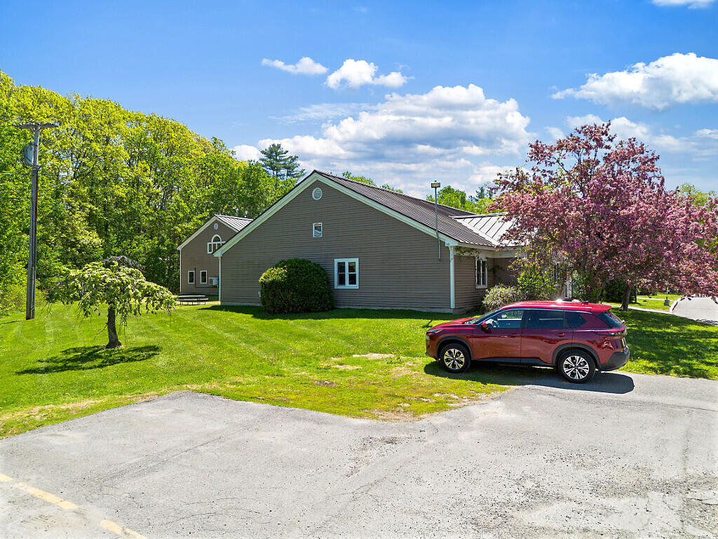 24 Chase Avenue