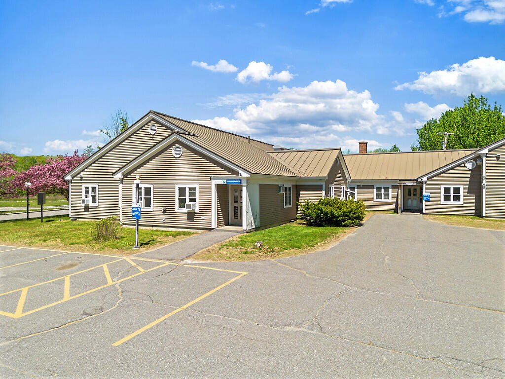 24 Chase Avenue