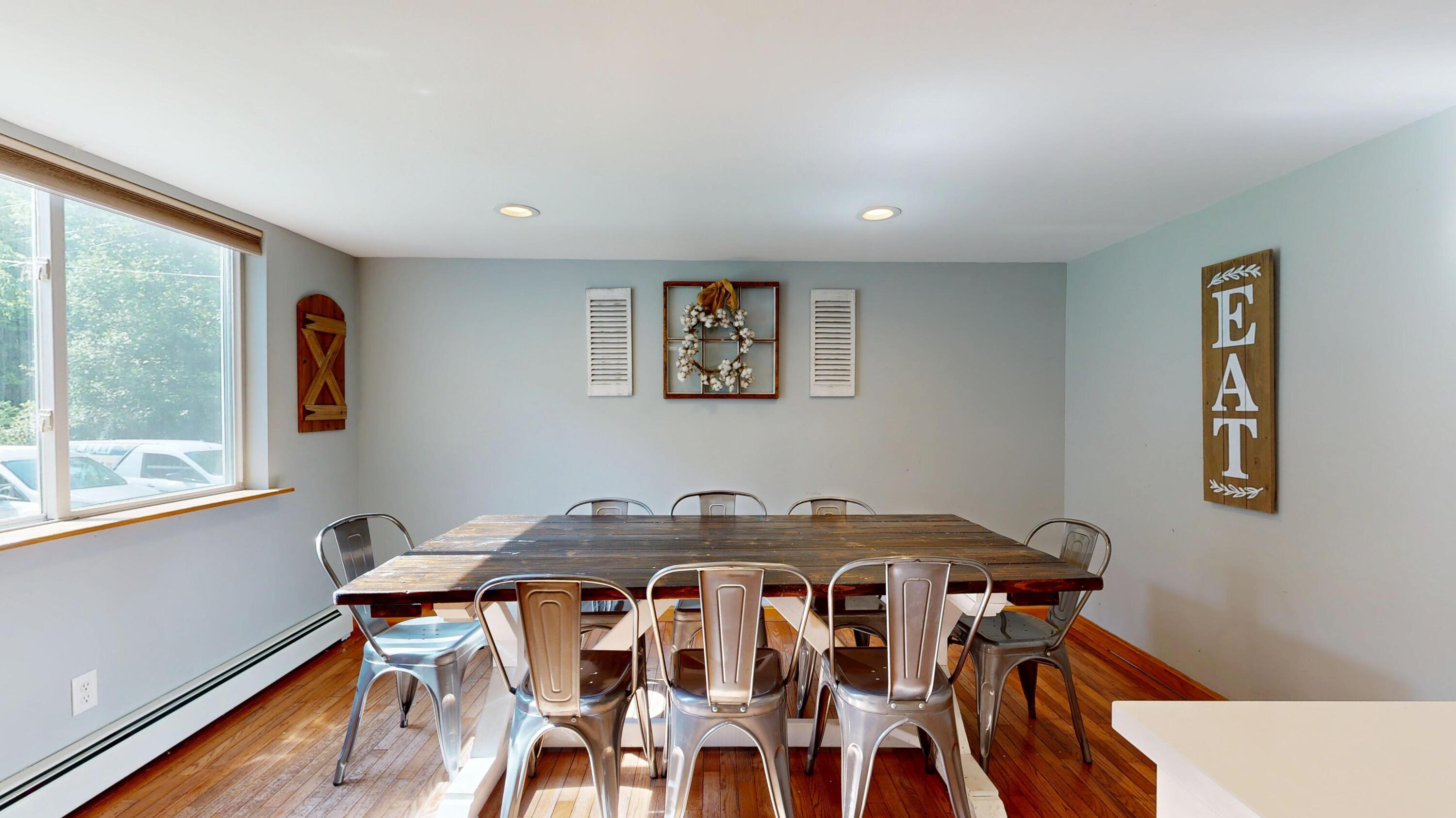 1152 Manchester Road
