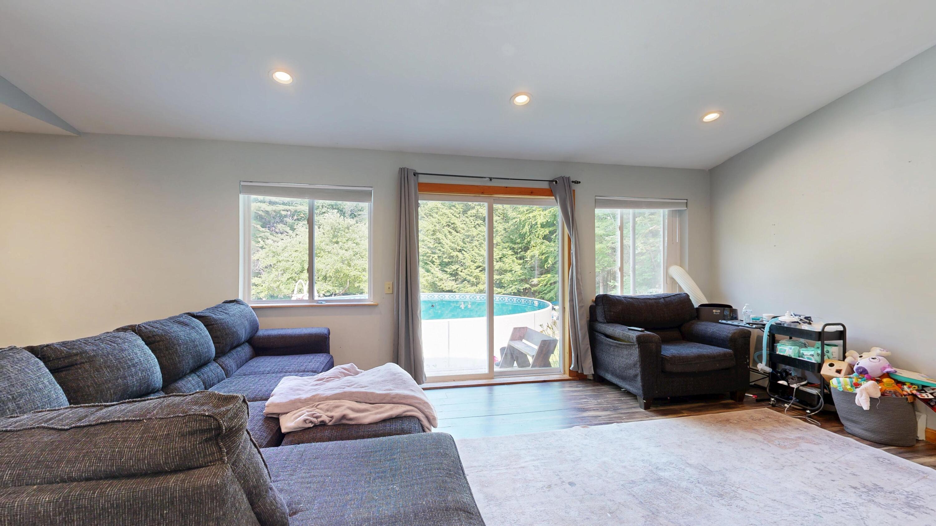 1152 Manchester Road