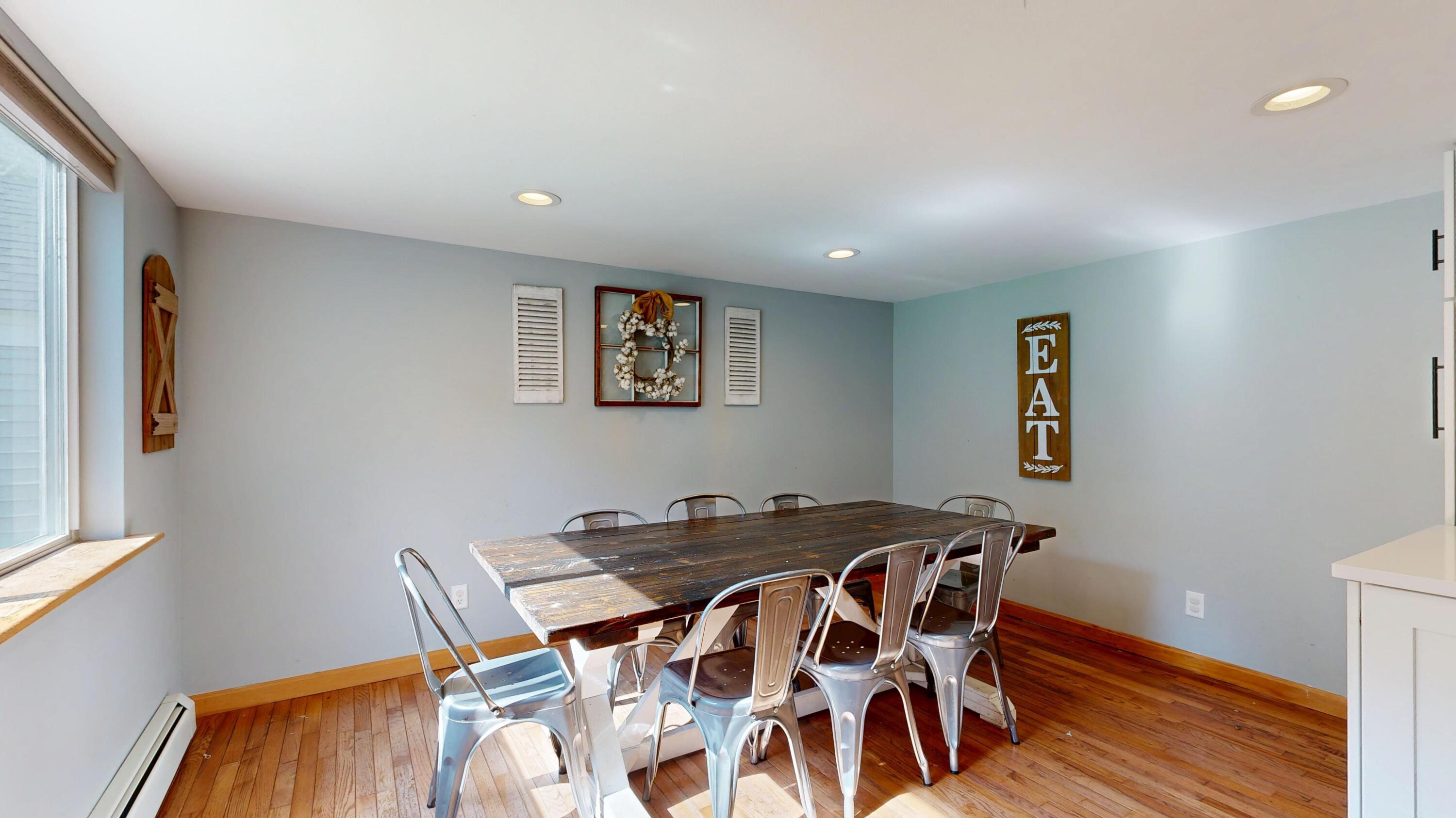 1152 Manchester Road