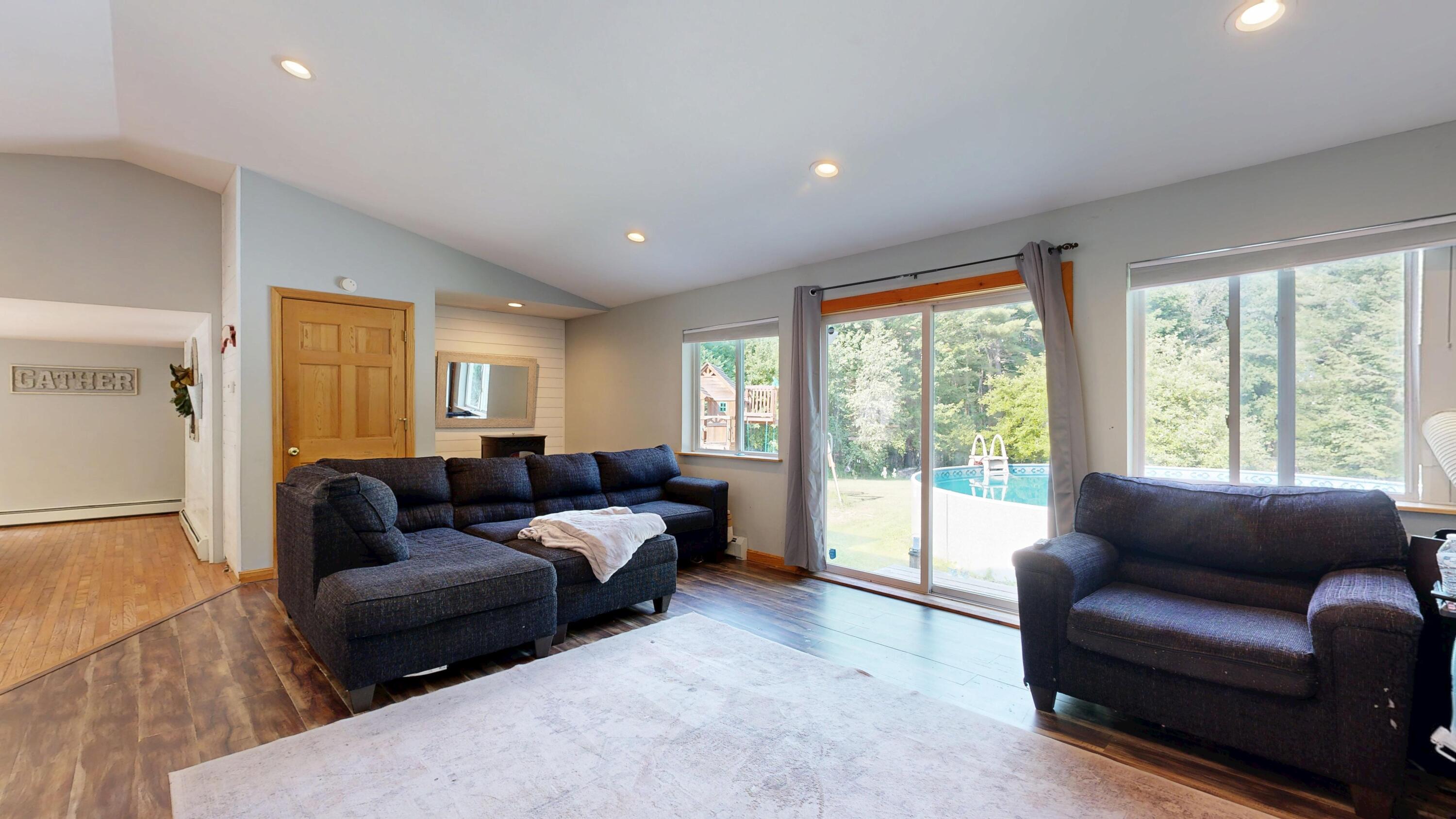 1152 Manchester Road