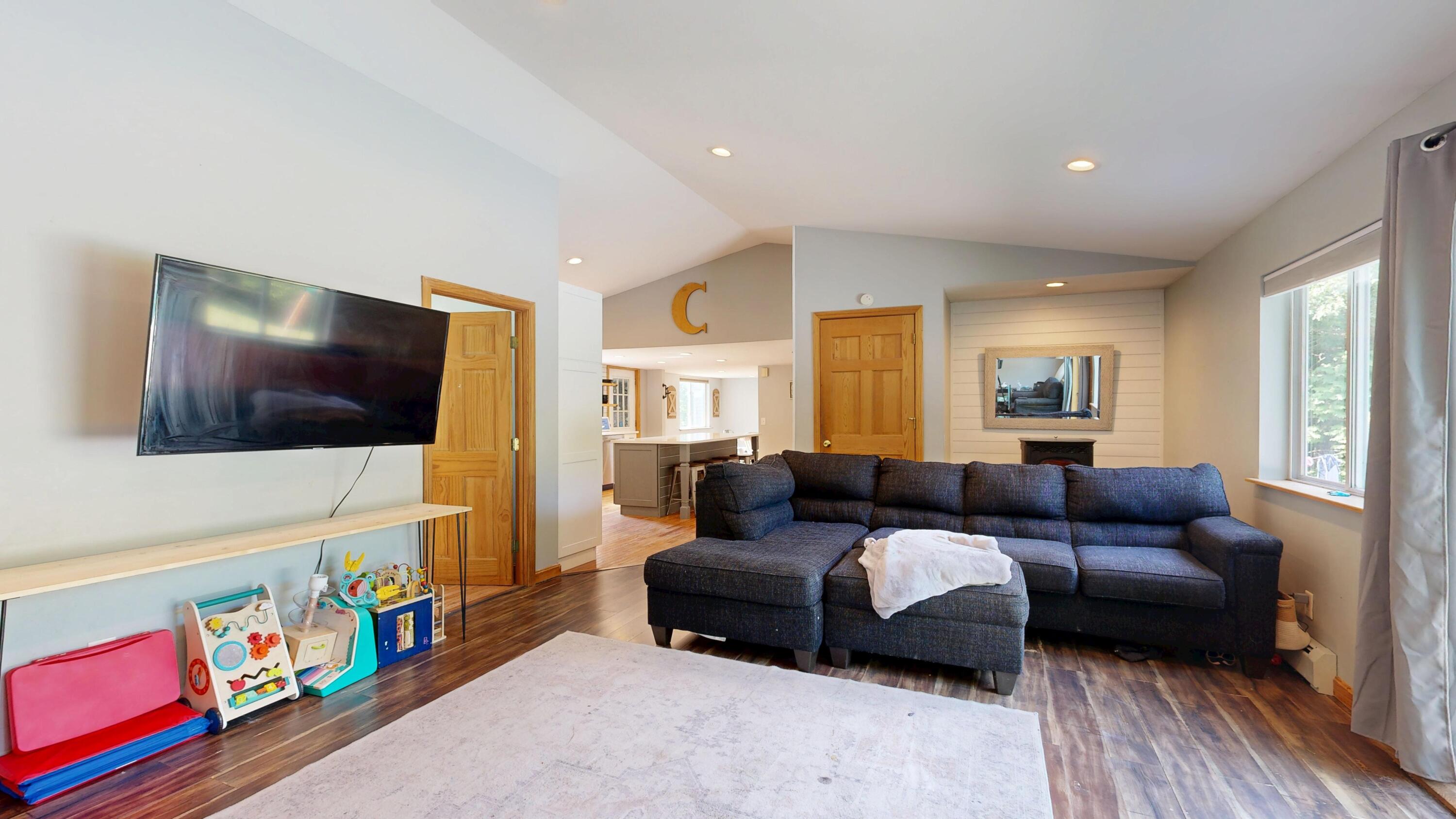 1152 Manchester Road