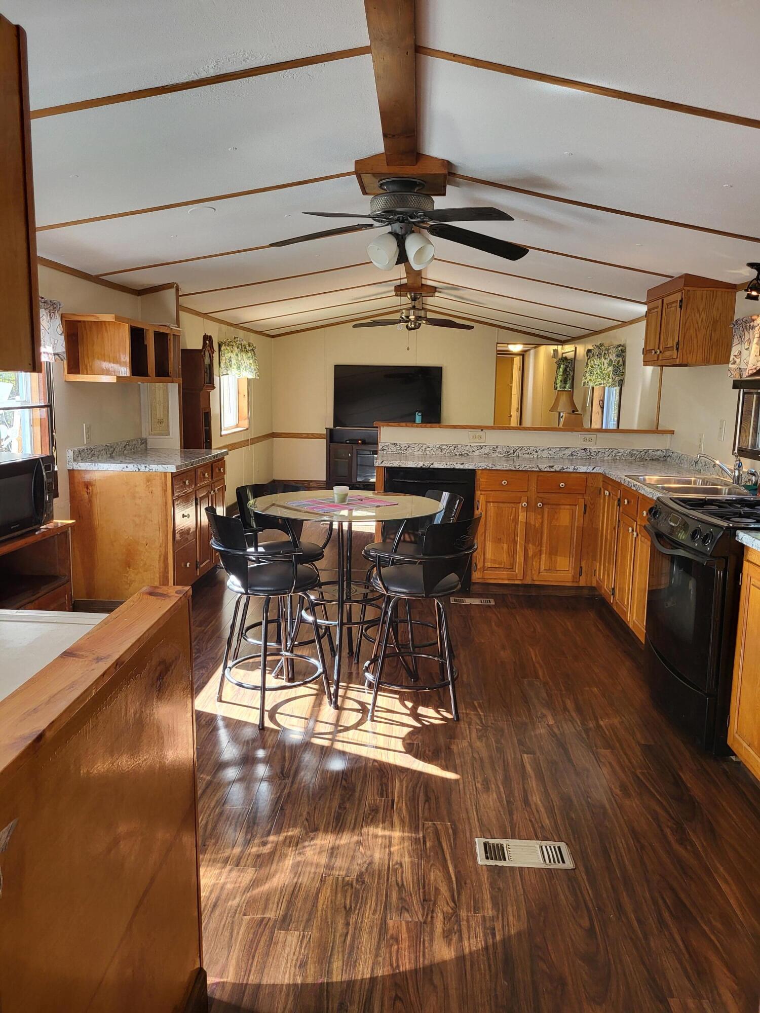 428 Townhouse Road