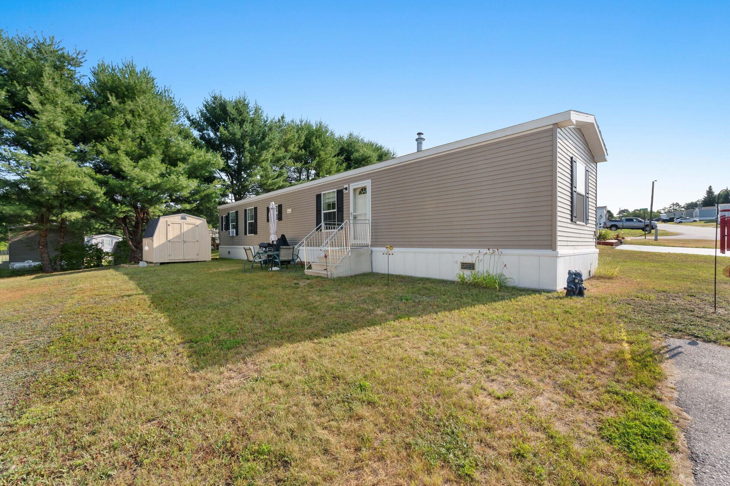 21 Purington Avenue