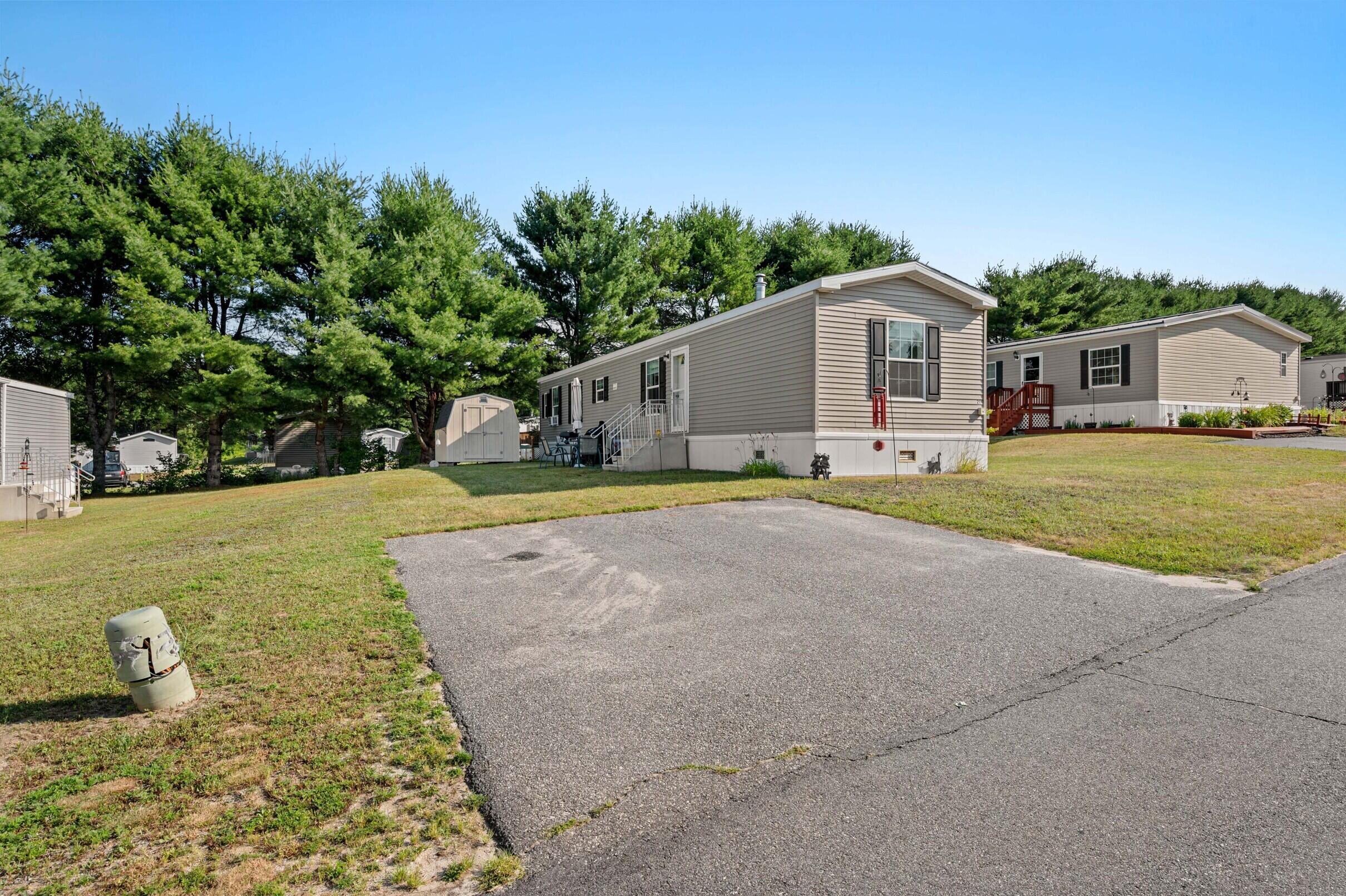 21 Purington Avenue