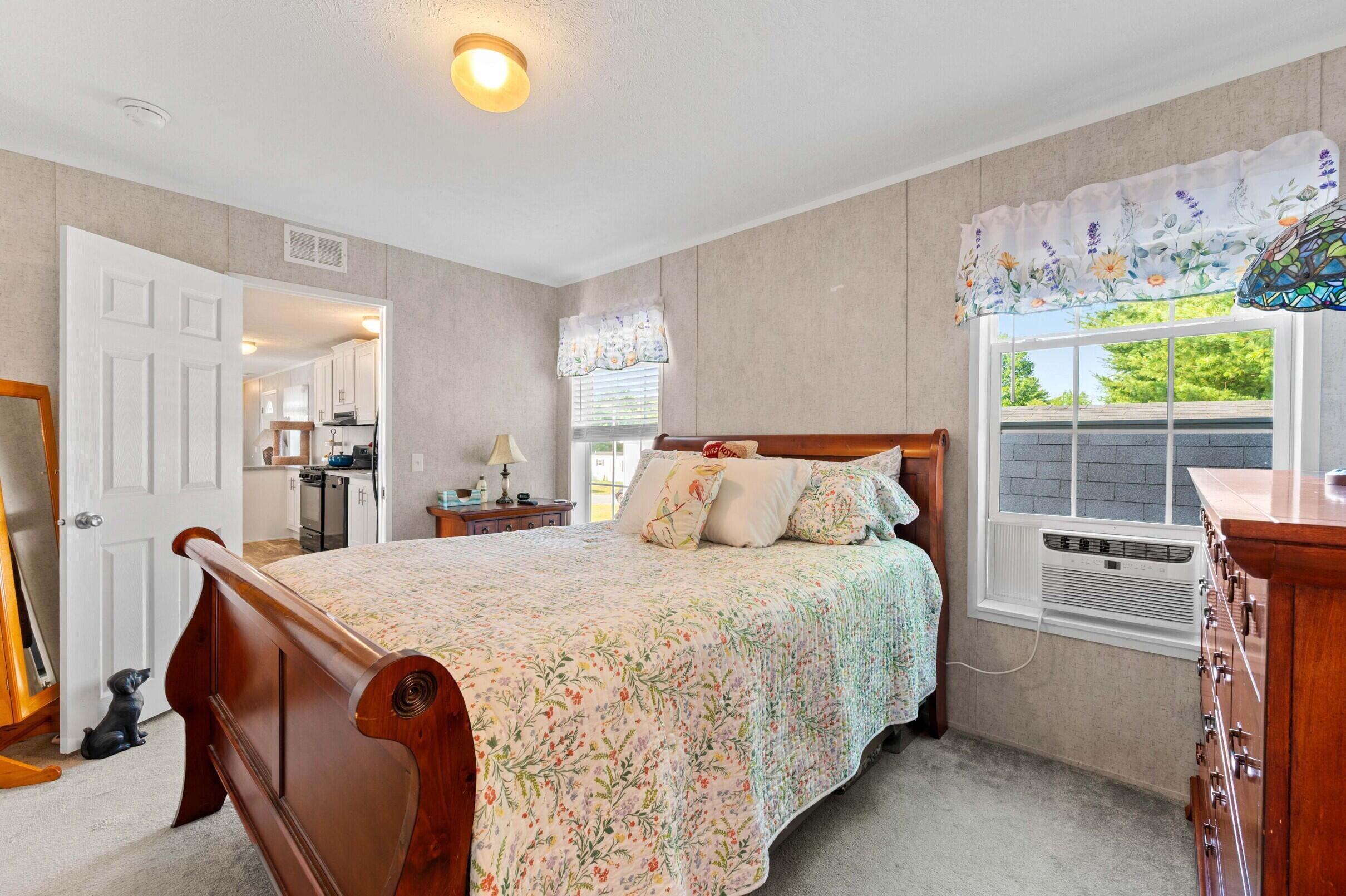21 Purington Avenue