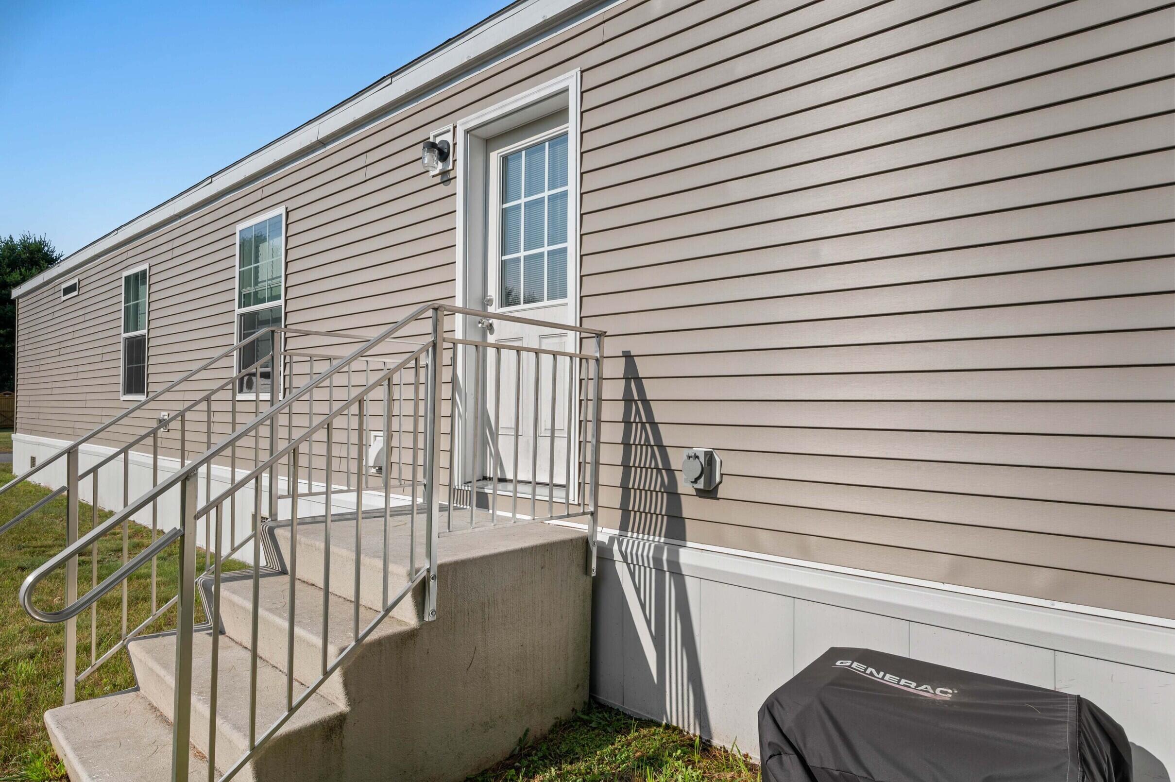 21 Purington Avenue