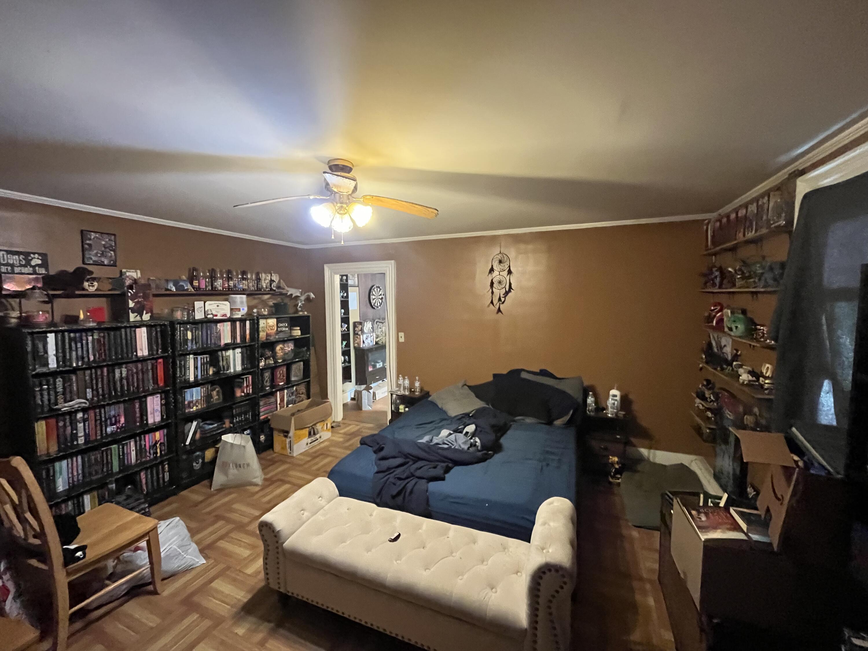 19/21 Elm Street