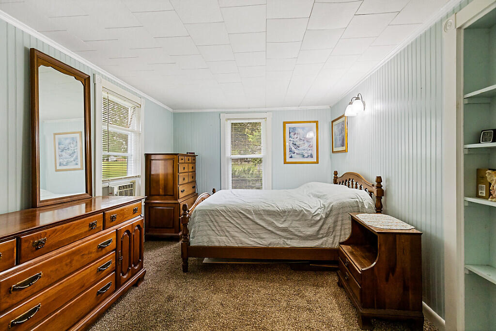 31 Hussey Road