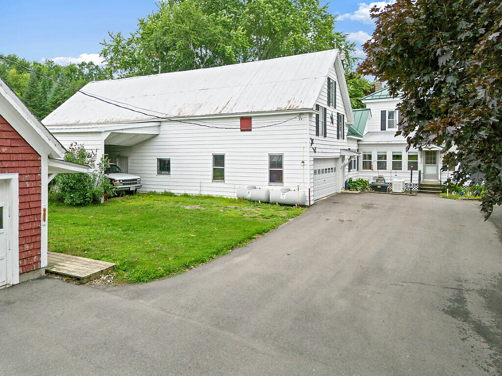 31 Hussey Road