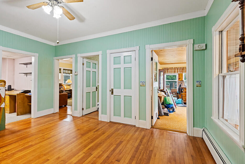 31 Hussey Road