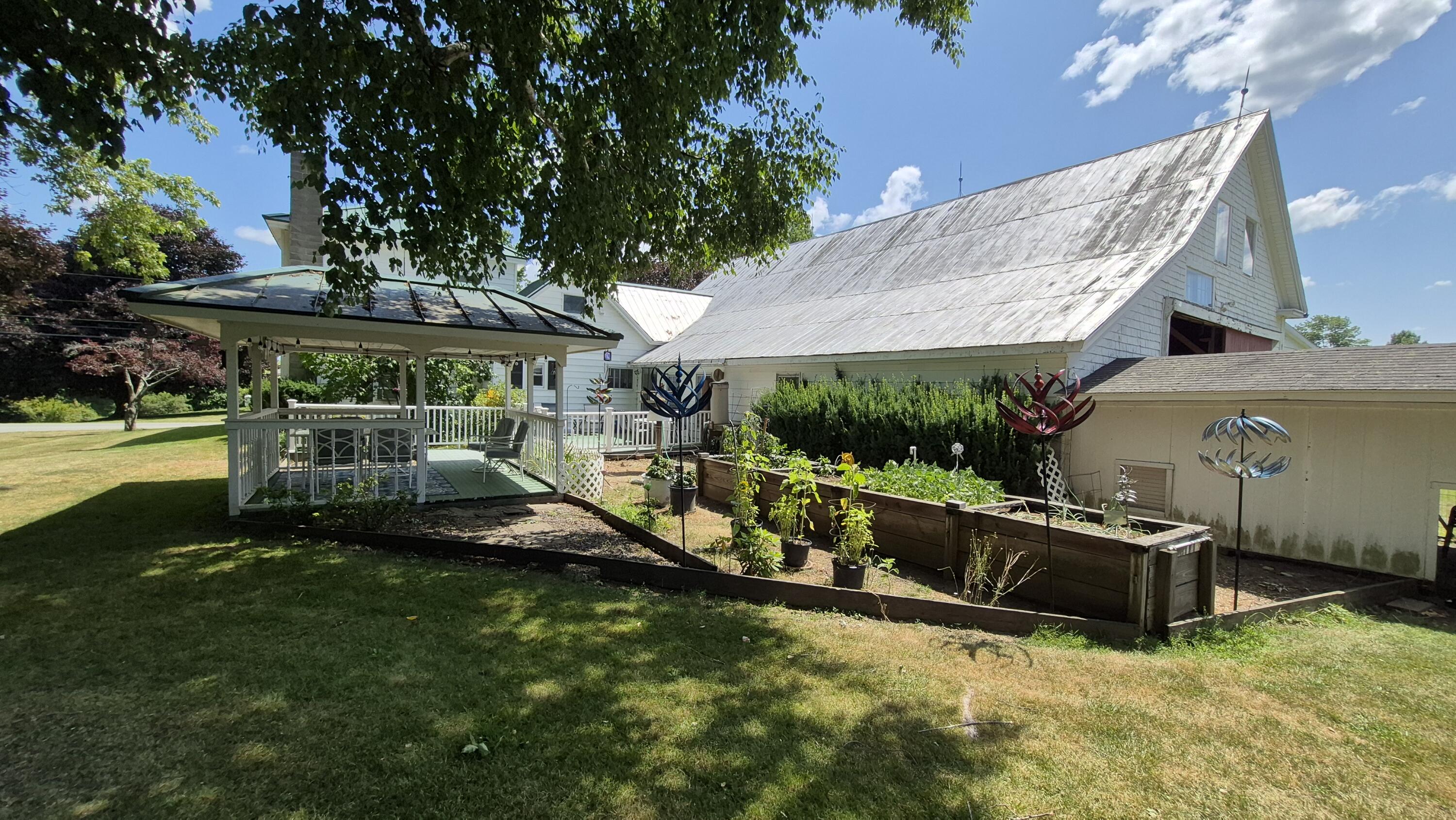 31 Hussey Road