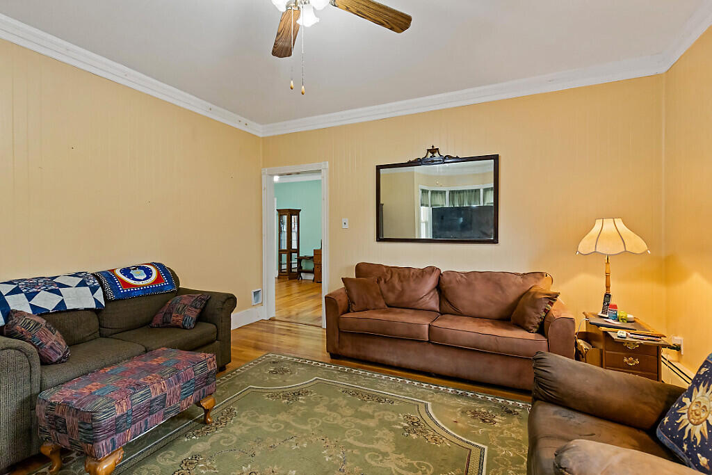 31 Hussey Road