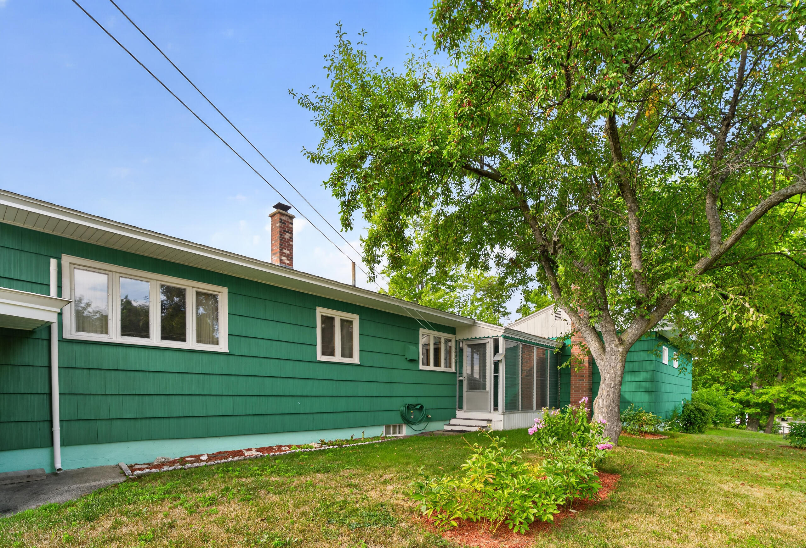 135-137 Oxford Avenue
