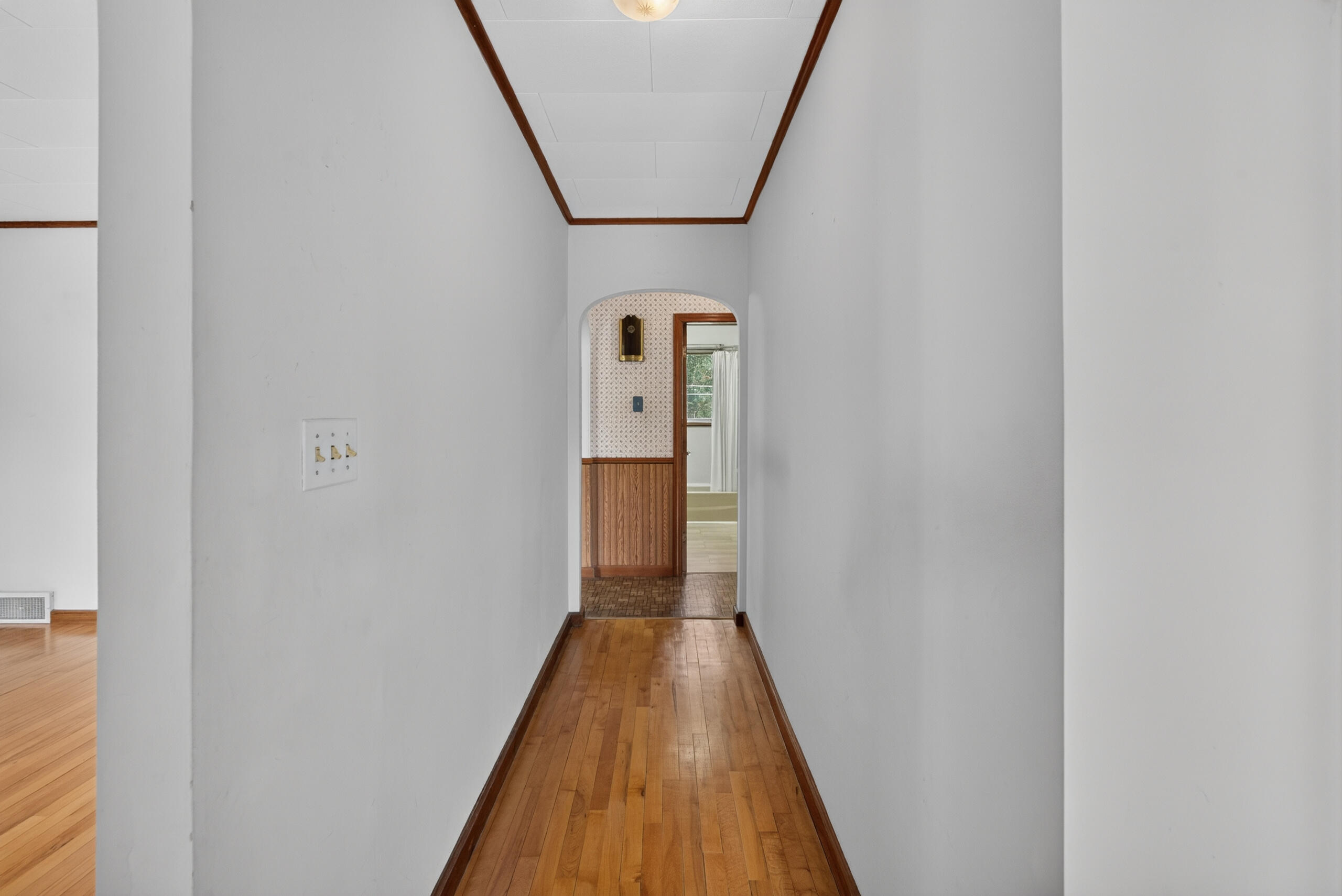 135-137 Oxford Avenue
