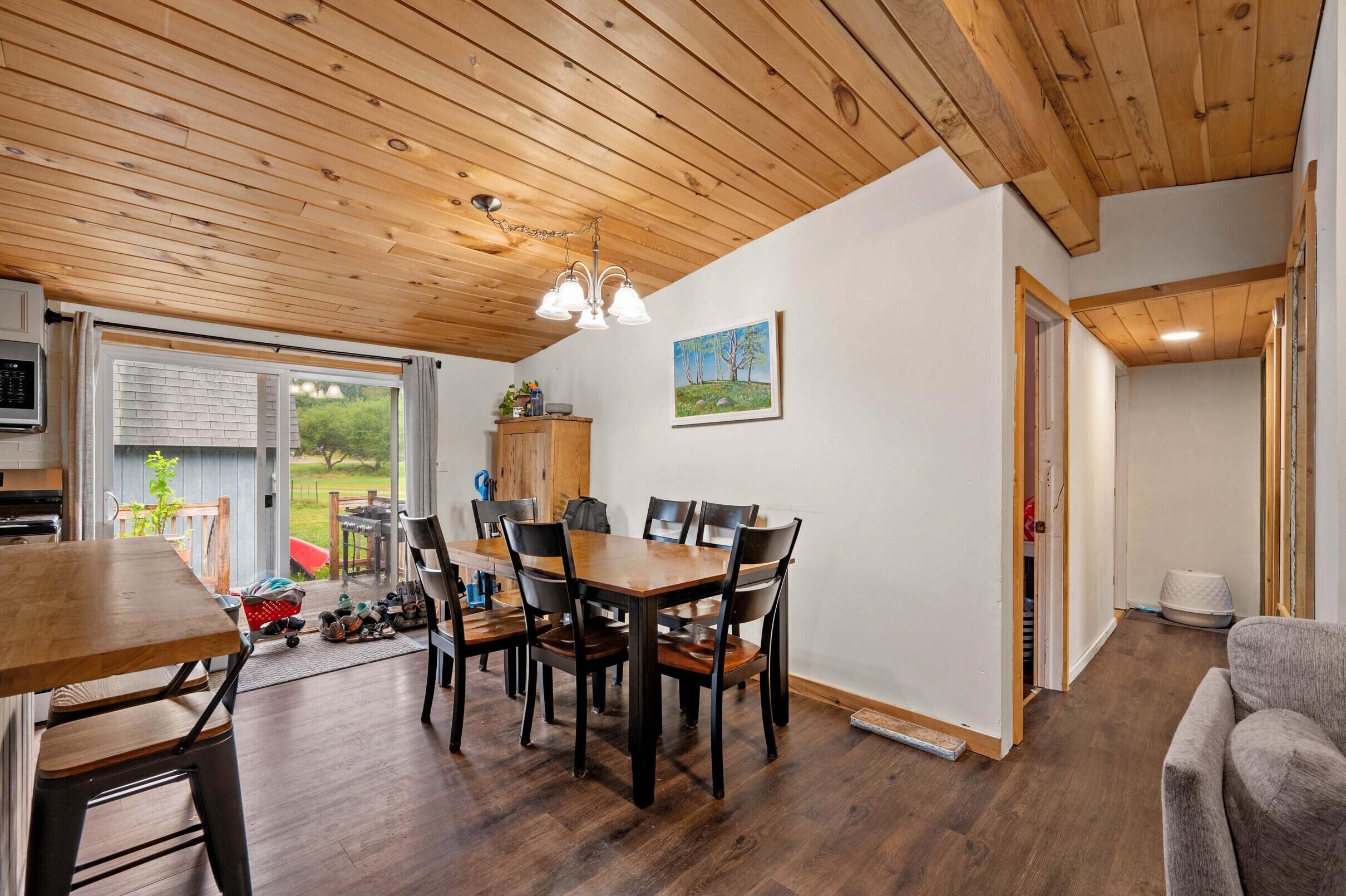 15 Village View Lane