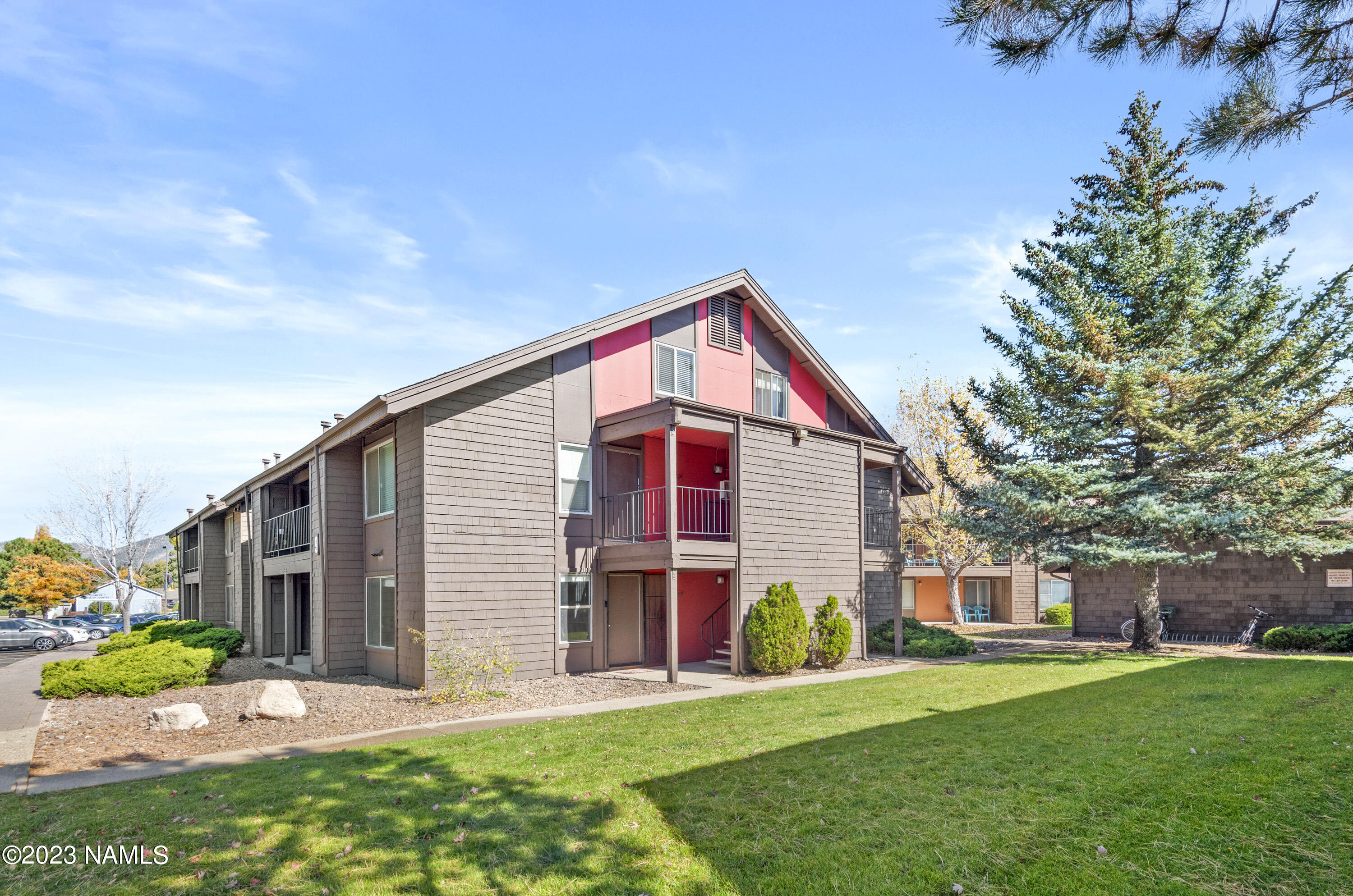 1200 S Riordan Ranch Street, 65