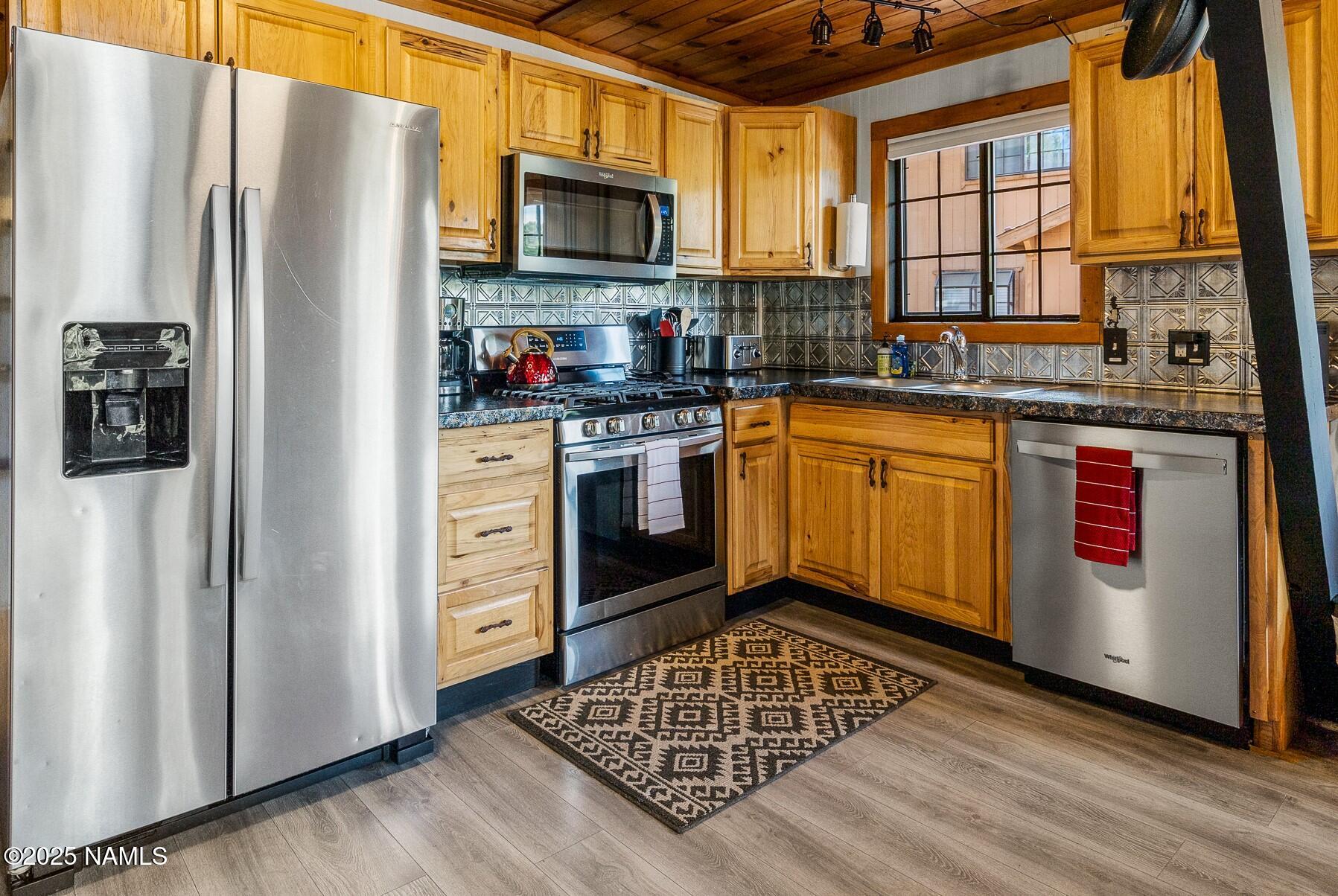 2764 Kletha Trail