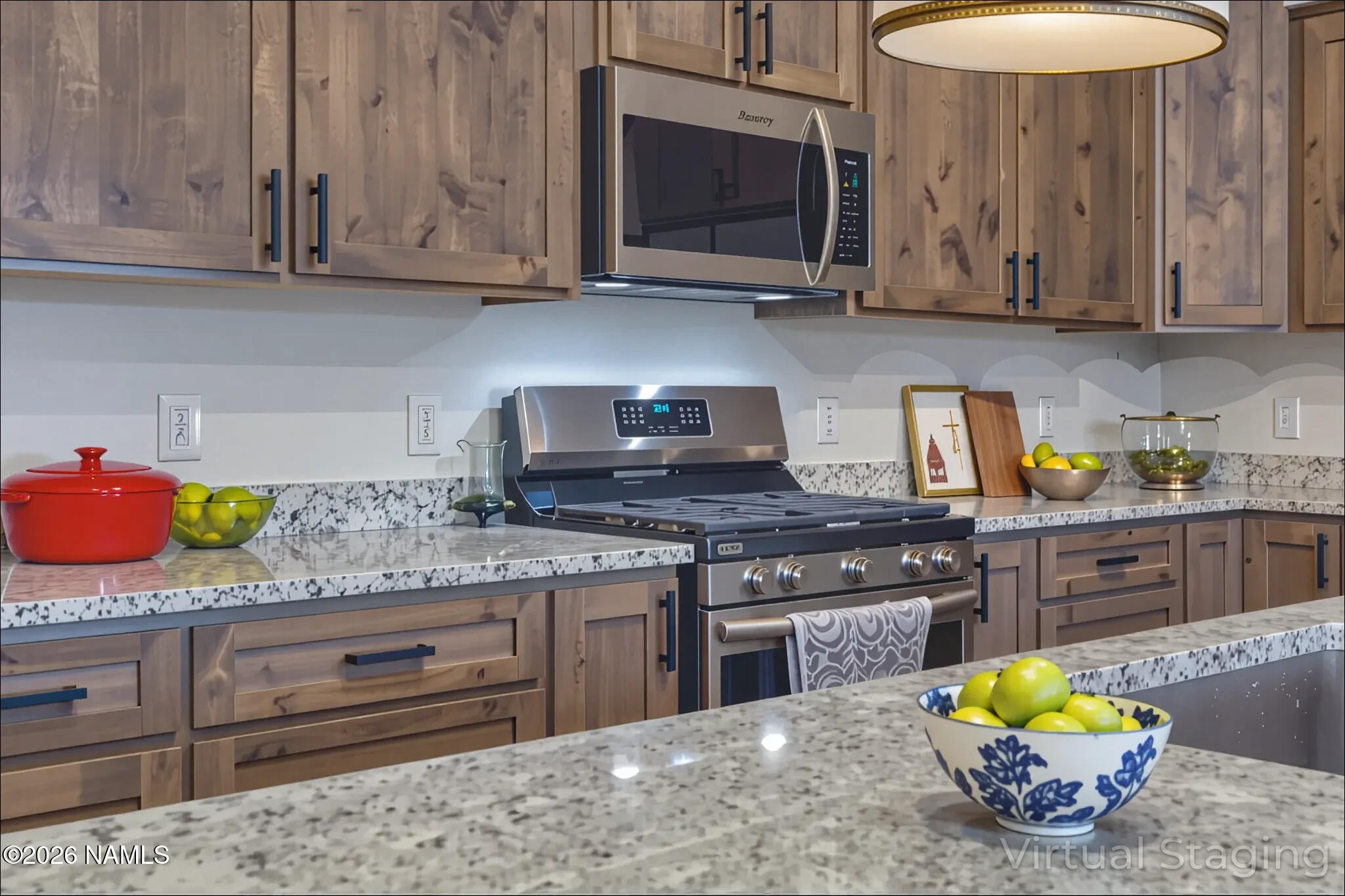 411 S Hillcrest Drive