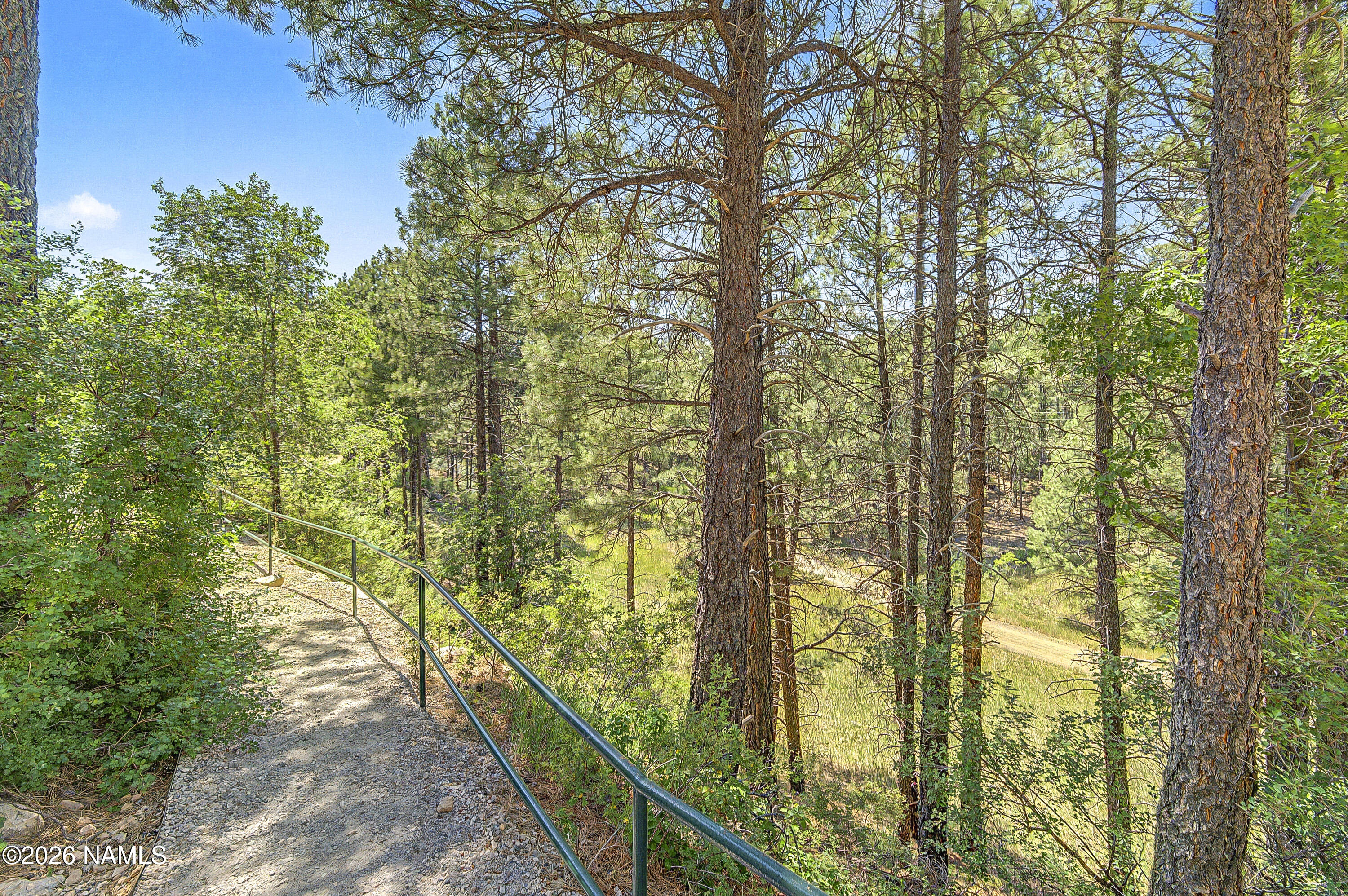 1322 E Hatcher Drive