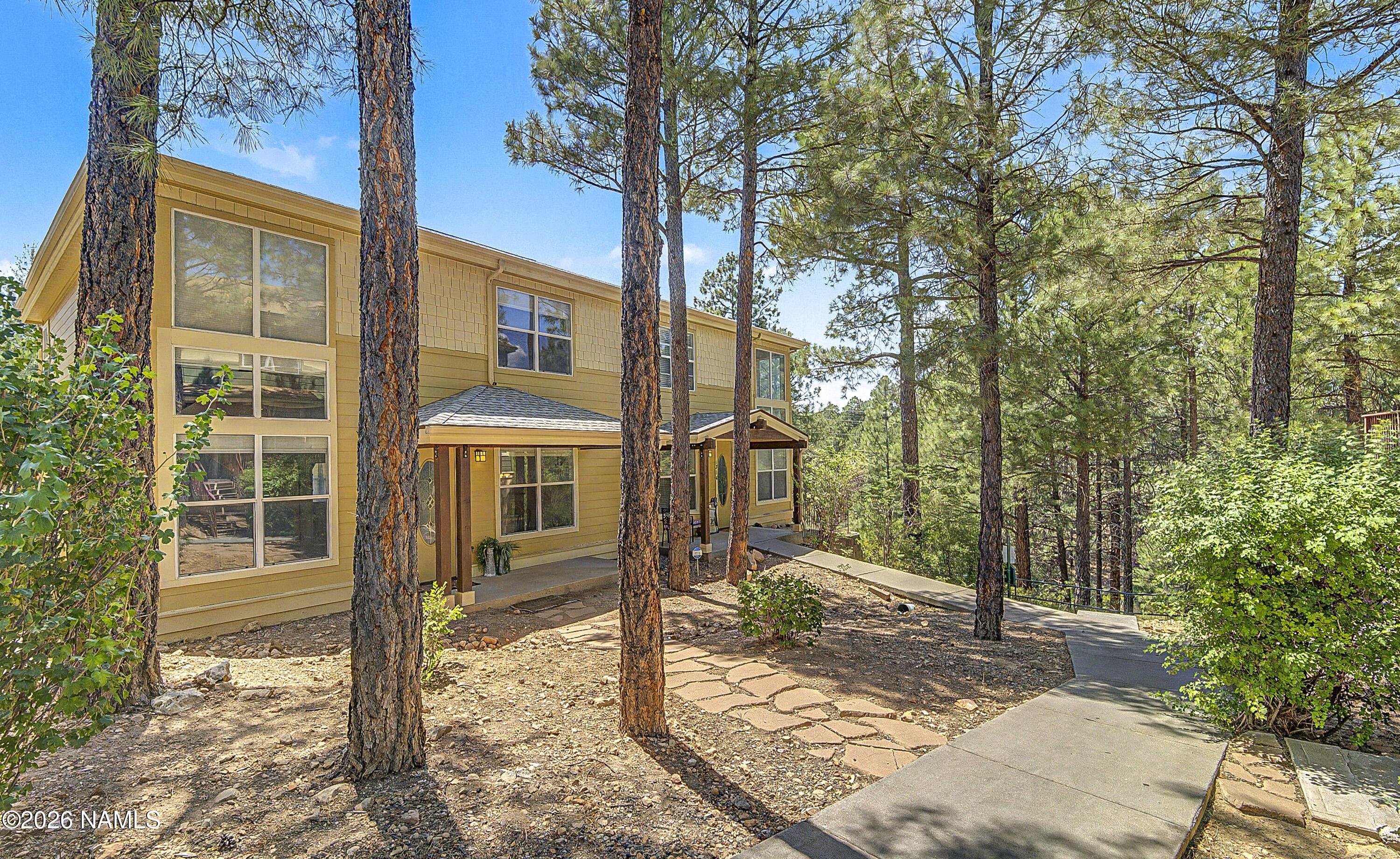 1322 E Hatcher Drive