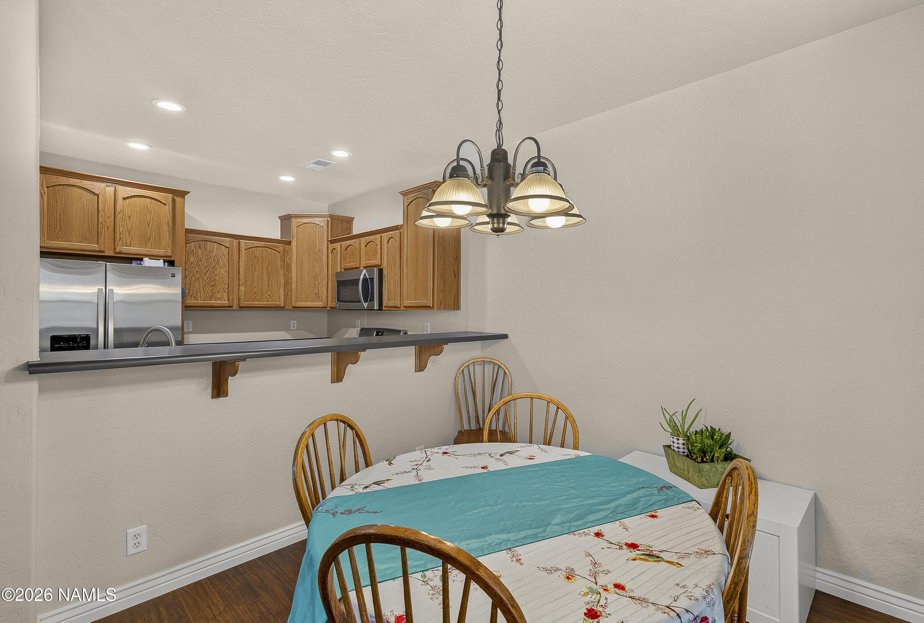 1322 E Hatcher Drive