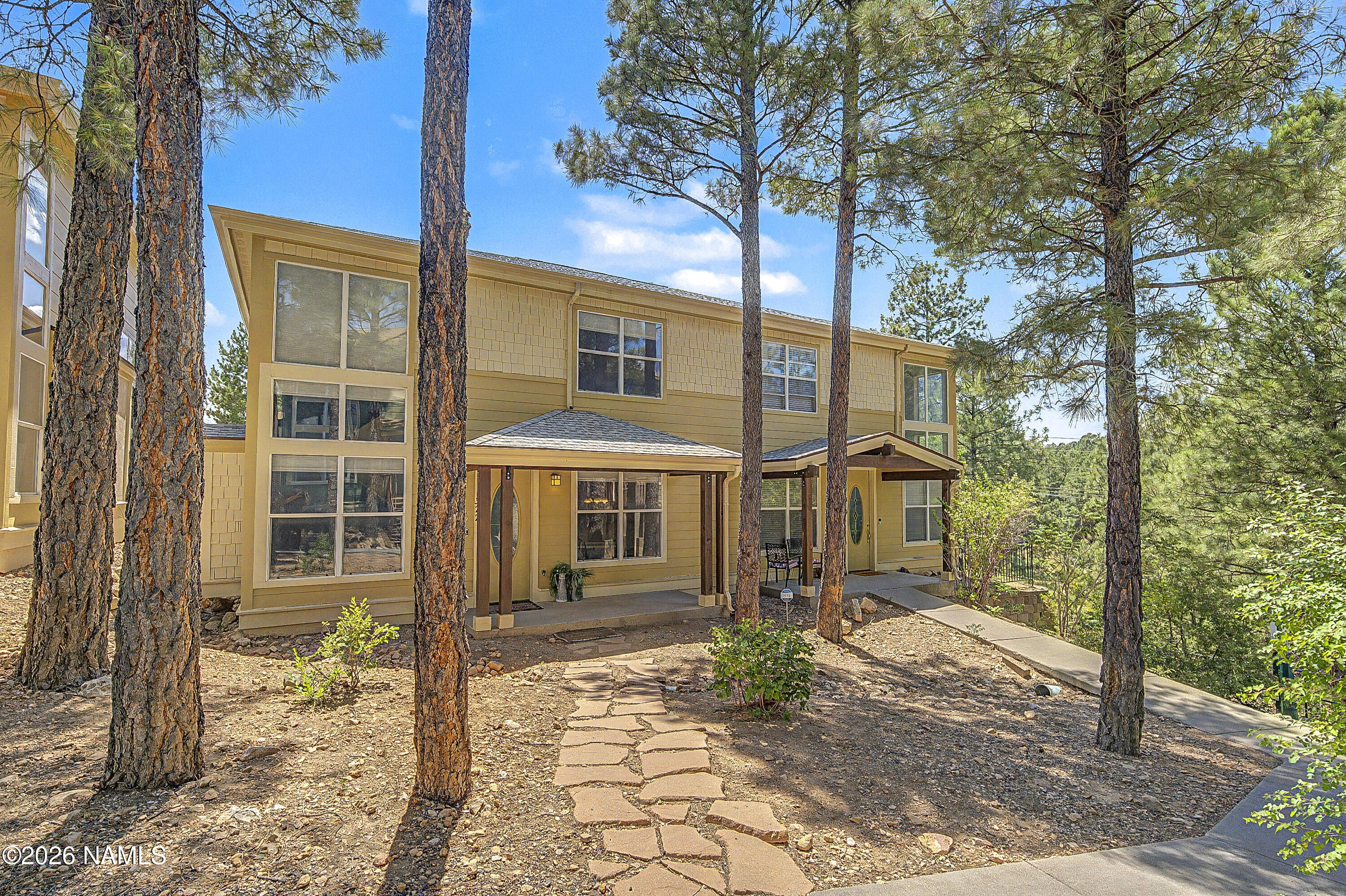 1322 E Hatcher Drive