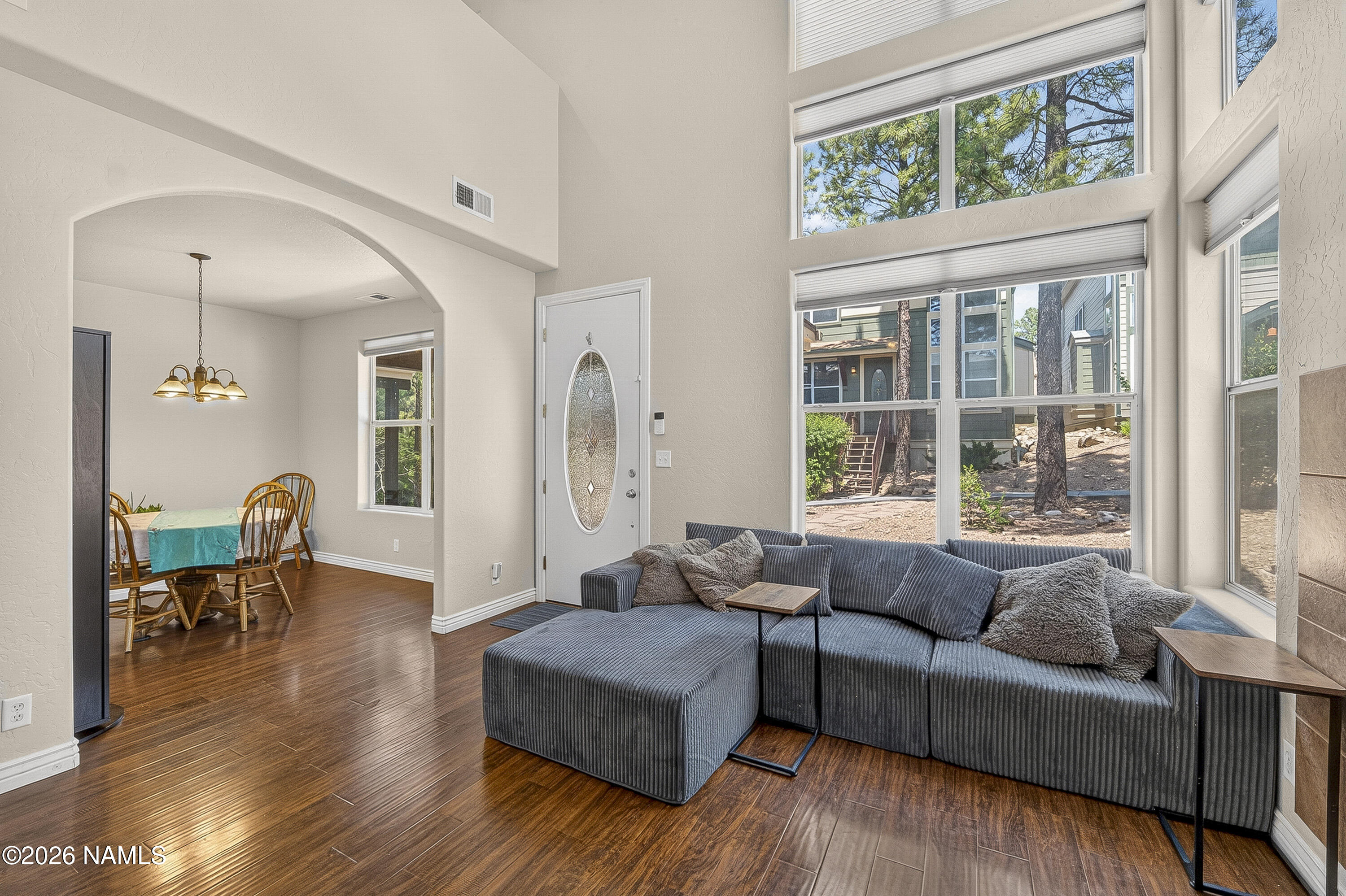 1322 E Hatcher Drive