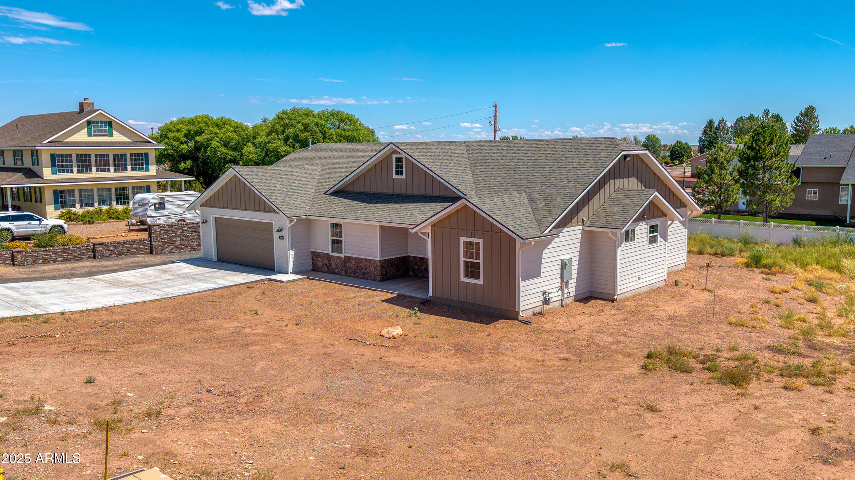 411 S HILLCREST Drive