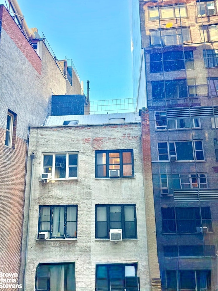 21 E 22ND Street 4D