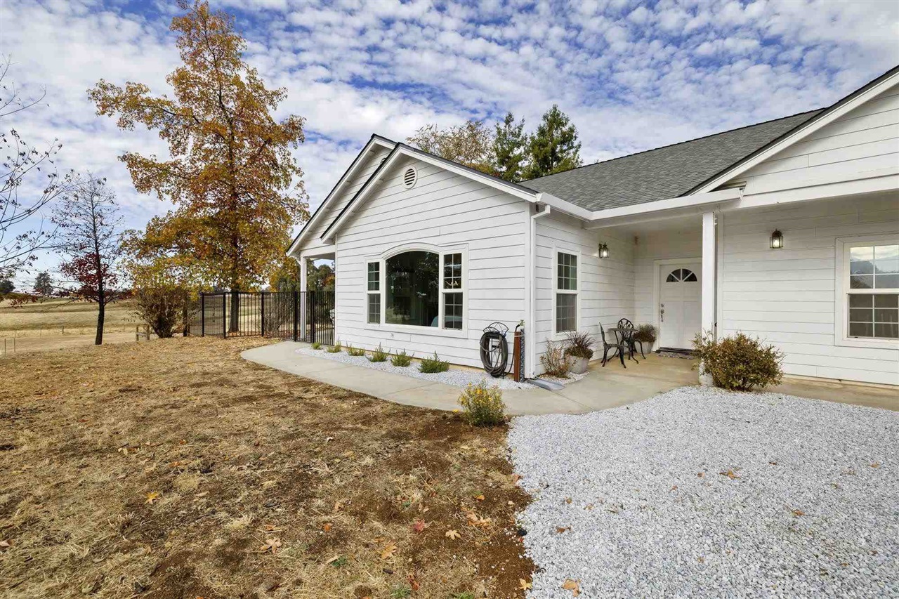 9530 Poppy Hills