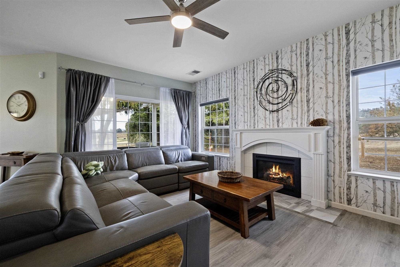 9530 Poppy Hills