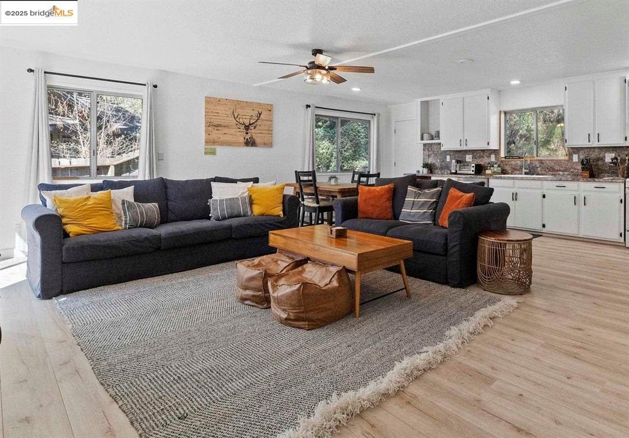 19803 Greenview