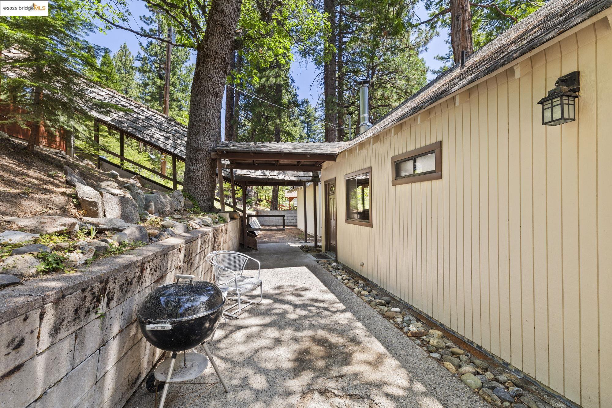 26609 Old Mono Rd., Cold Springs