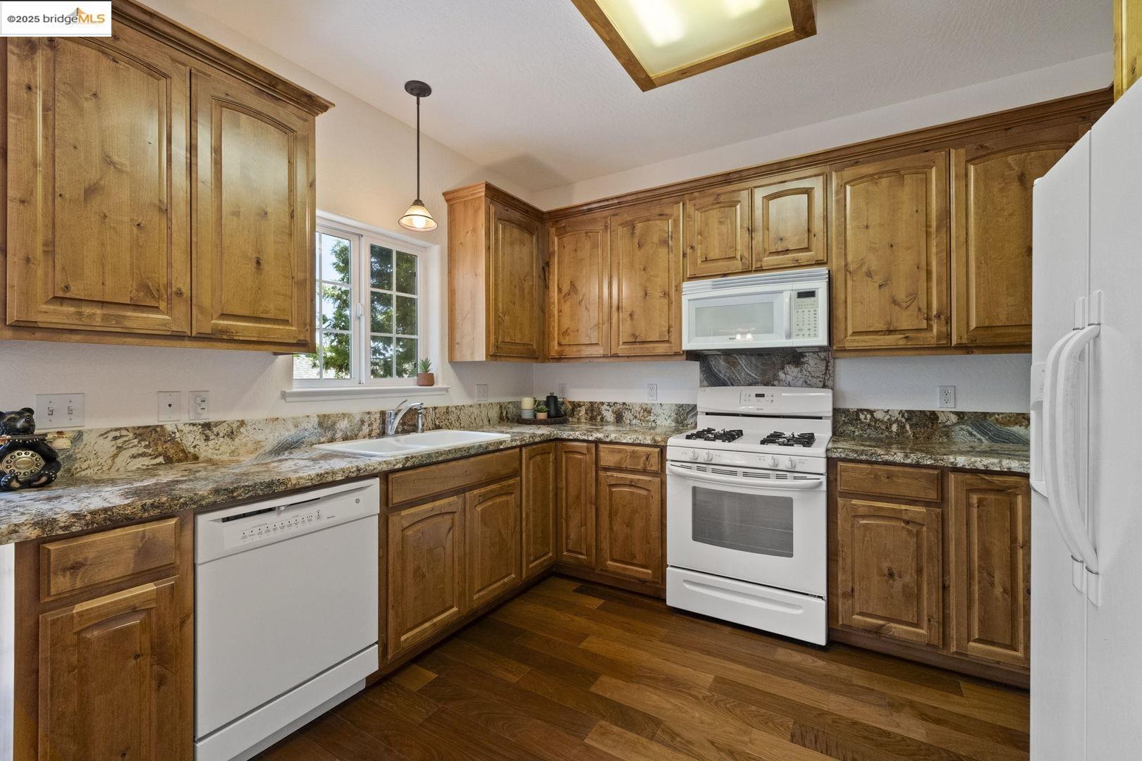 19907 Middle Camp Sugarpine RD