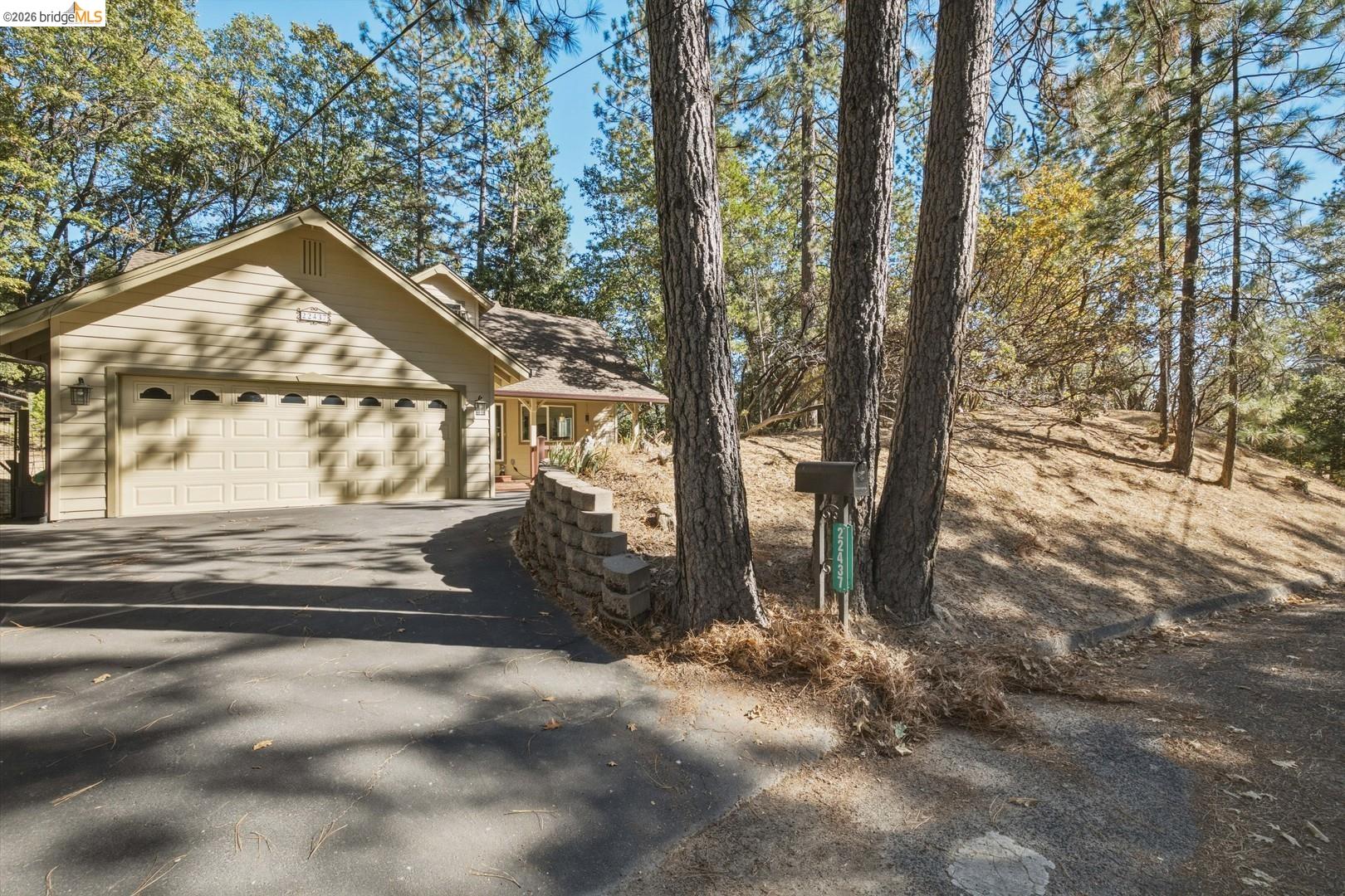 22437 E Rhine River DR